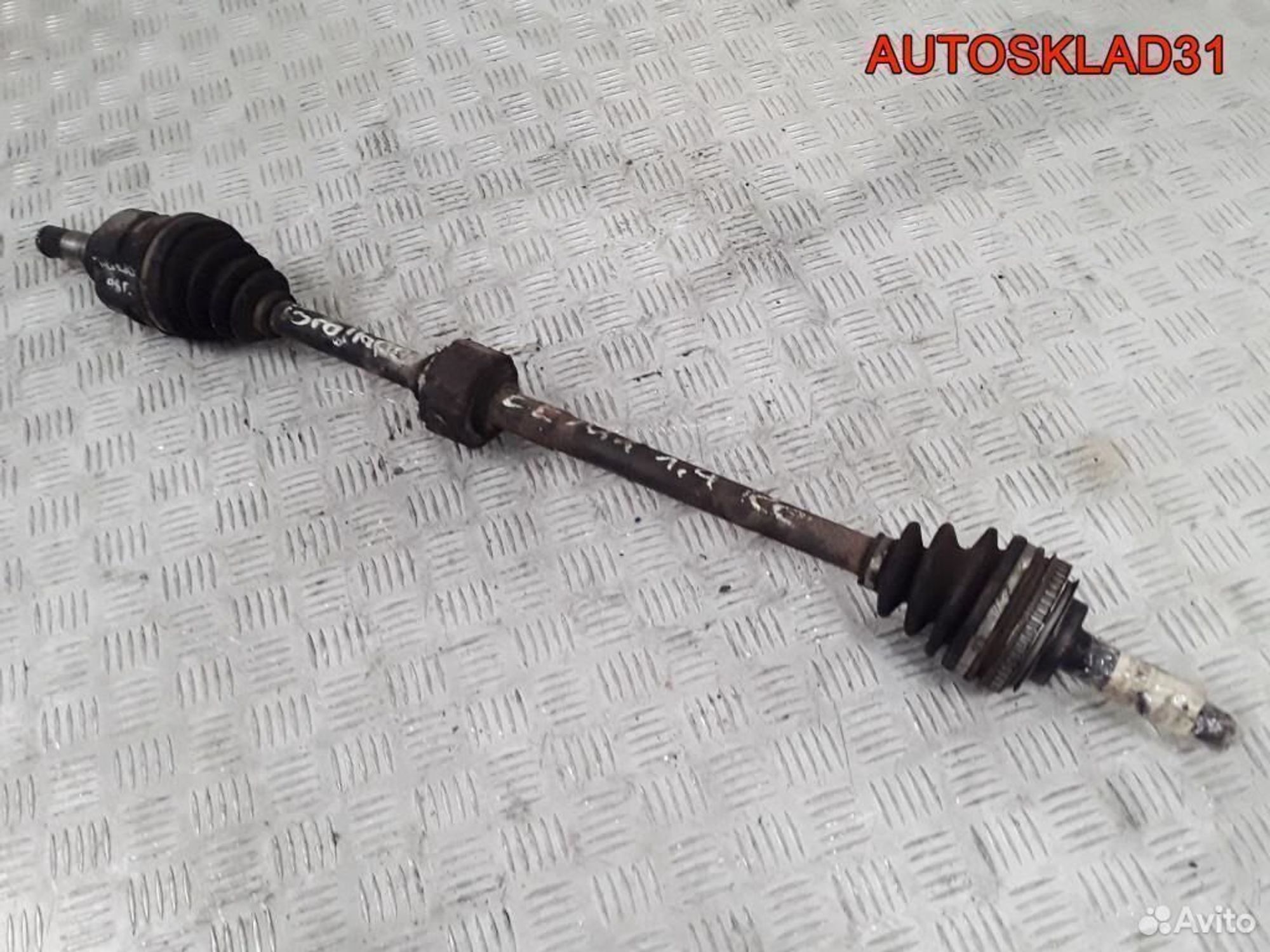 Привод передний правый Toyota Corolla E11 1.4 МКПП, 2700 рублей, Дубовое