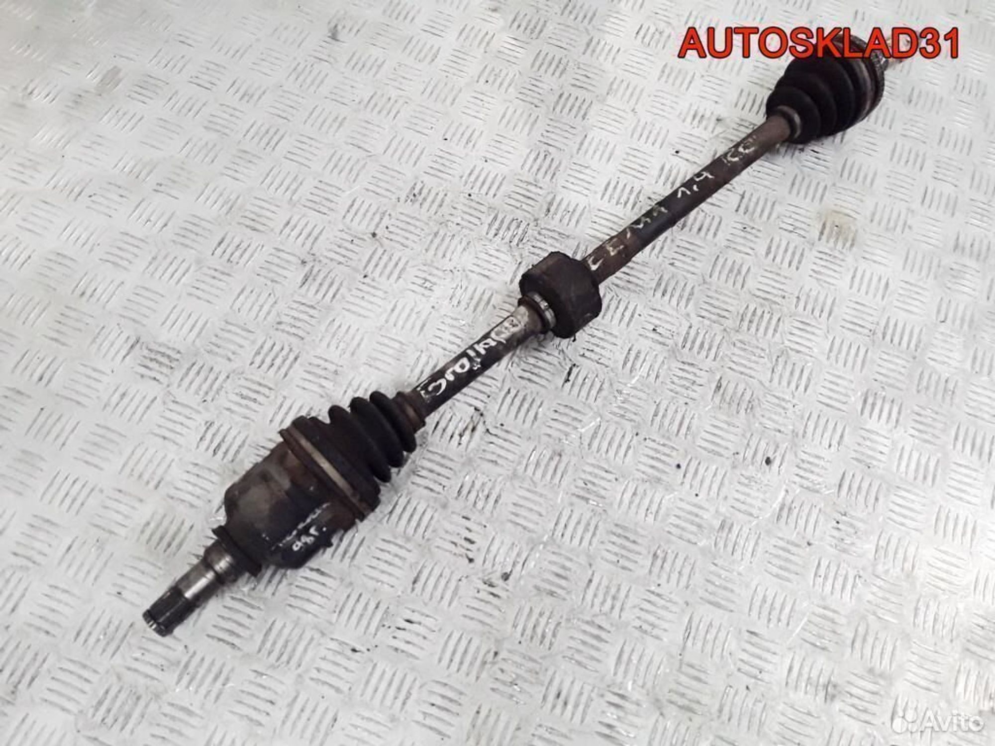 Привод передний правый Toyota Corolla E11 1.4 МКПП, 2700 рублей, Дубовое