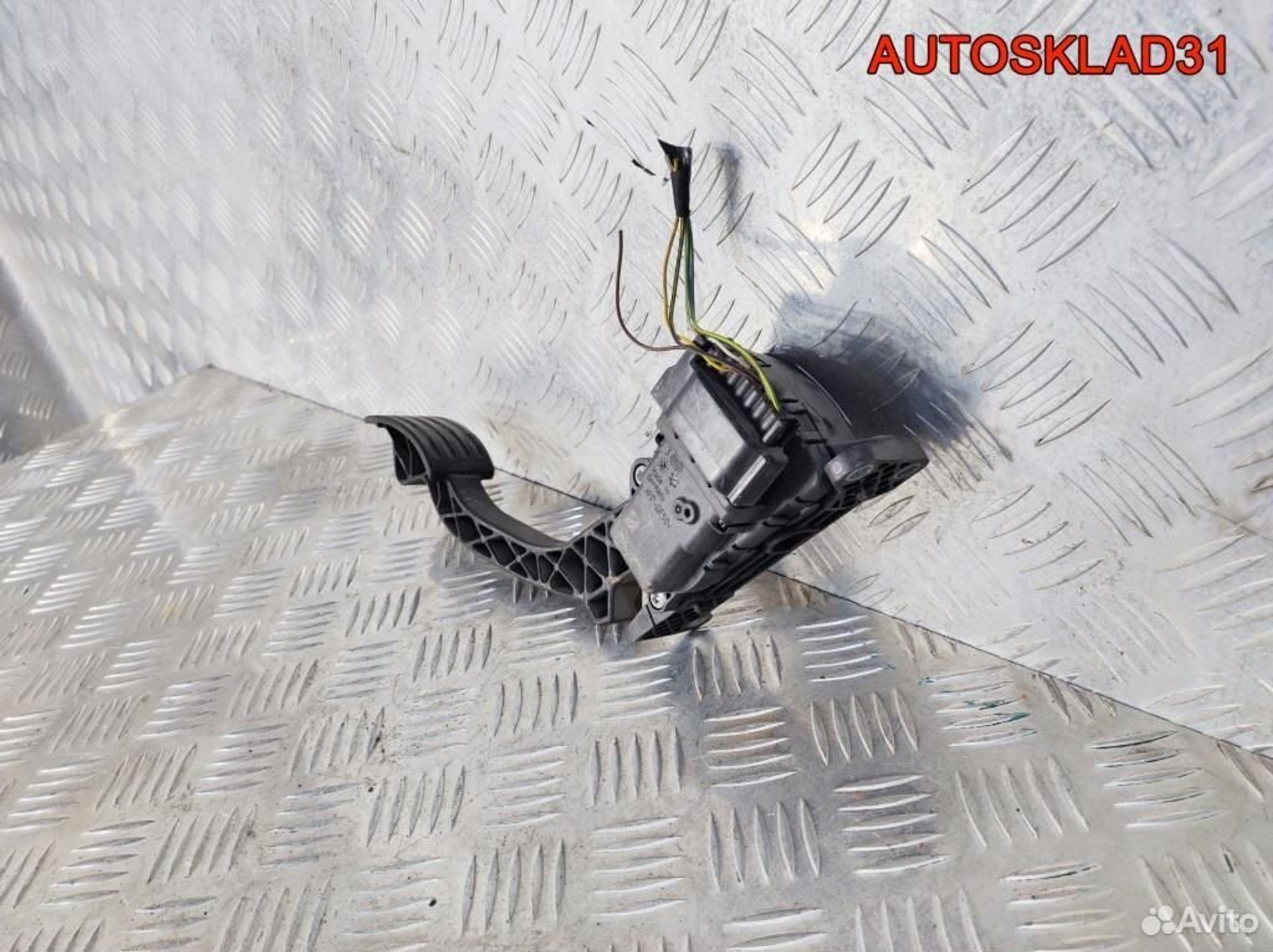 Педаль газа Ford C-MAX 3M519F836AF, 2600 рублей, Дубовое