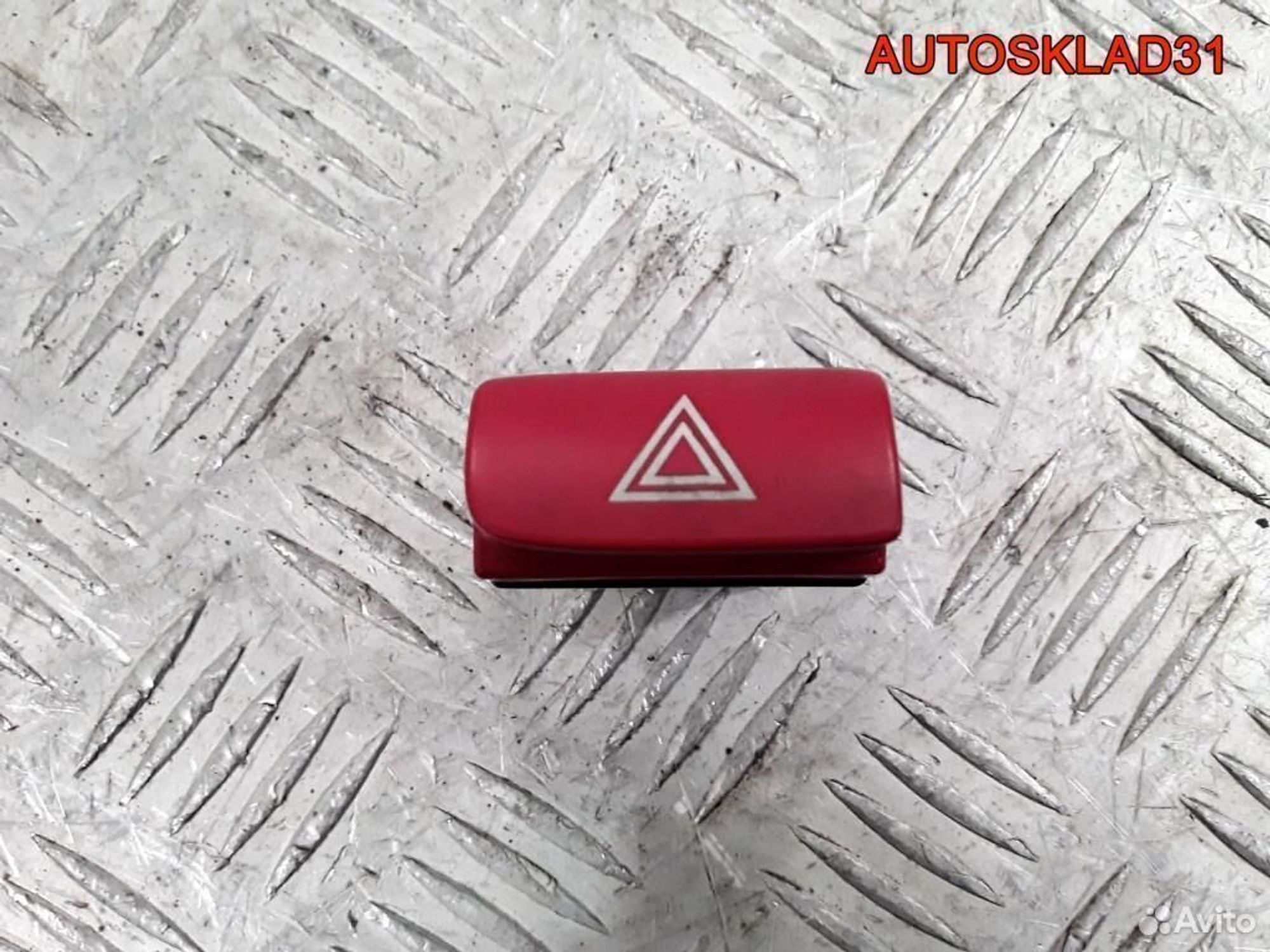 Кнопка аварийной сигнализации Kia Rio 937901G000, 600 рублей, Дубовое