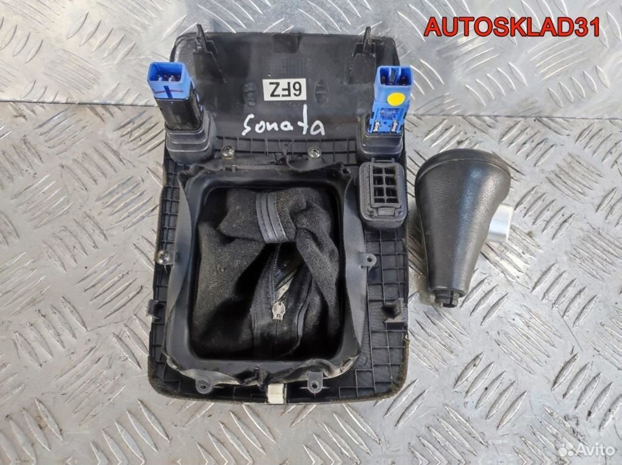 Накладка на кулису МКПП Hyundai Sonata 5 NF, 1700 рублей, Дубовое