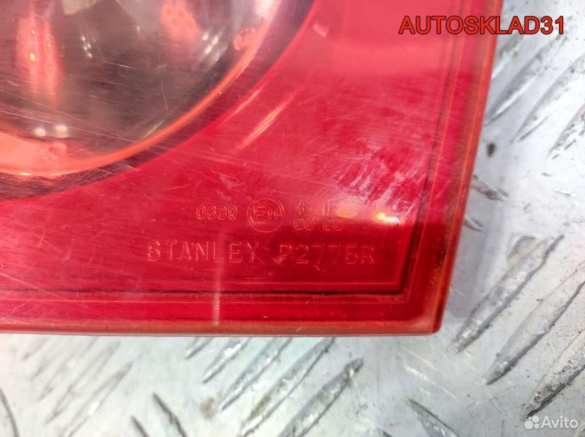 Фонарь задний внутренний правый Mazda 3 BK P2775R, 1100 рублей, Дубовое