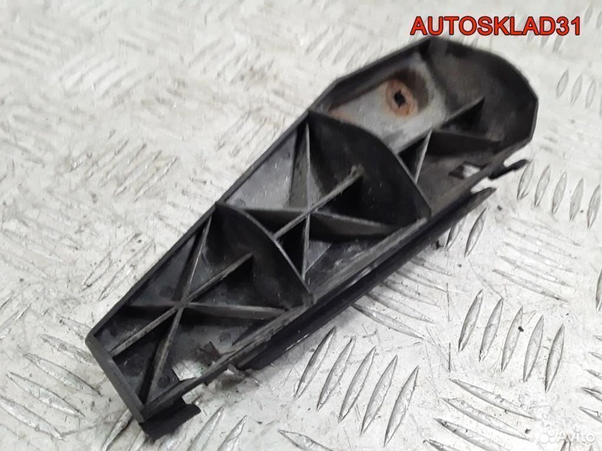 Направляющая заднего бампера правая Corolla Verso, 1200 рублей, Дубовое