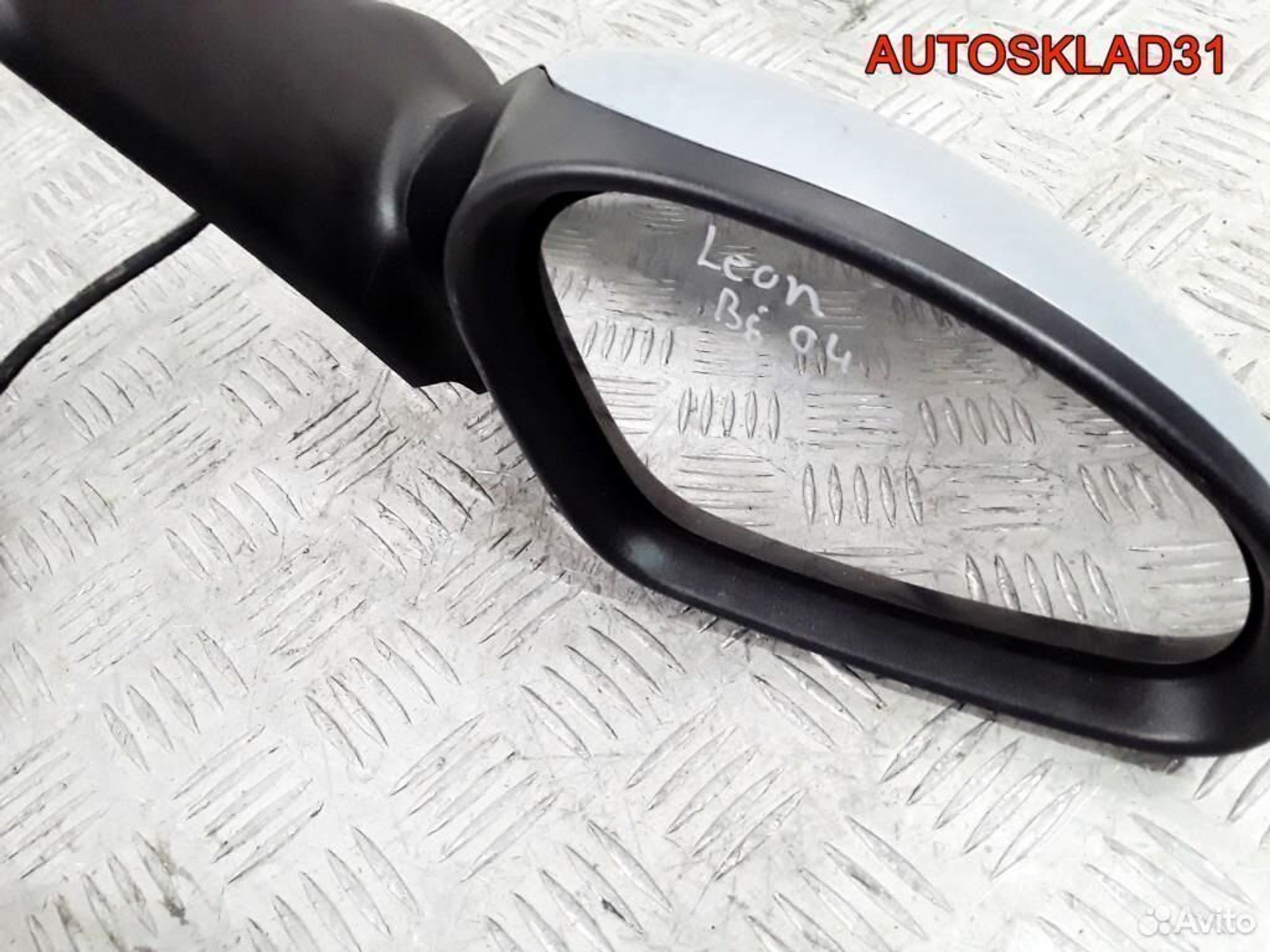 Зеркало правое 7 контактов Seat Leon 1M1, 3700 рублей, Дубовое