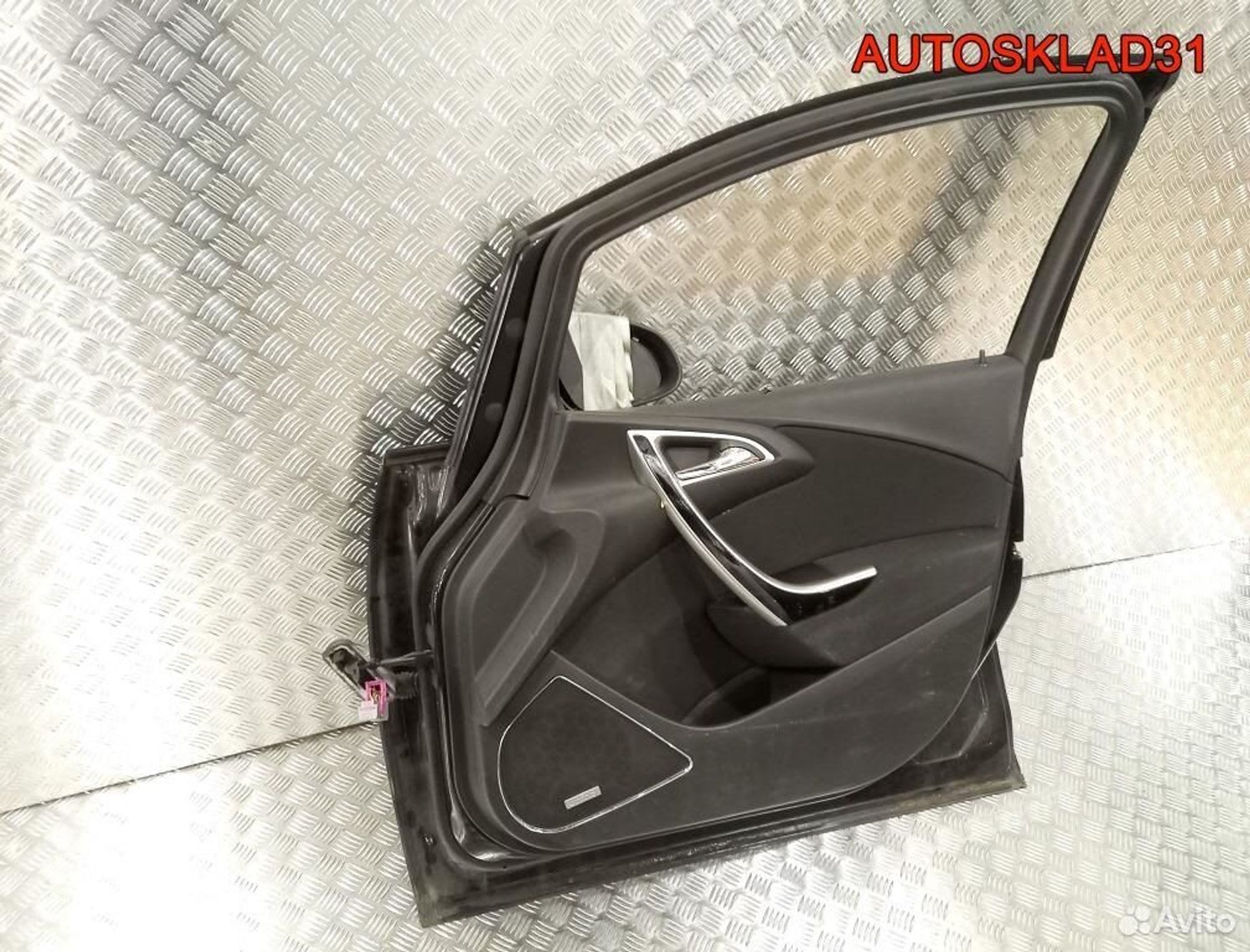 Дверь передняя правая Opel Astra J 13285607, 19400 рублей, Дубовое