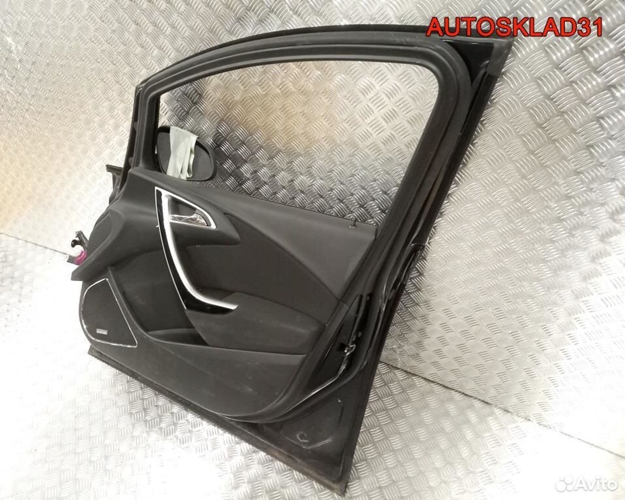 Дверь передняя правая Opel Astra J 13285607, 19400 рублей, Дубовое