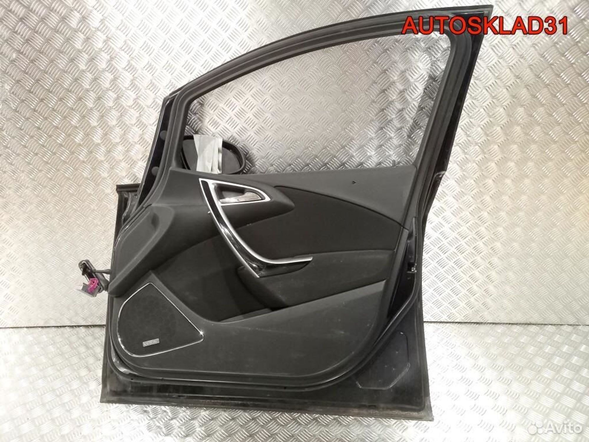 Дверь передняя правая Opel Astra J 13285607, 19400 рублей, Дубовое