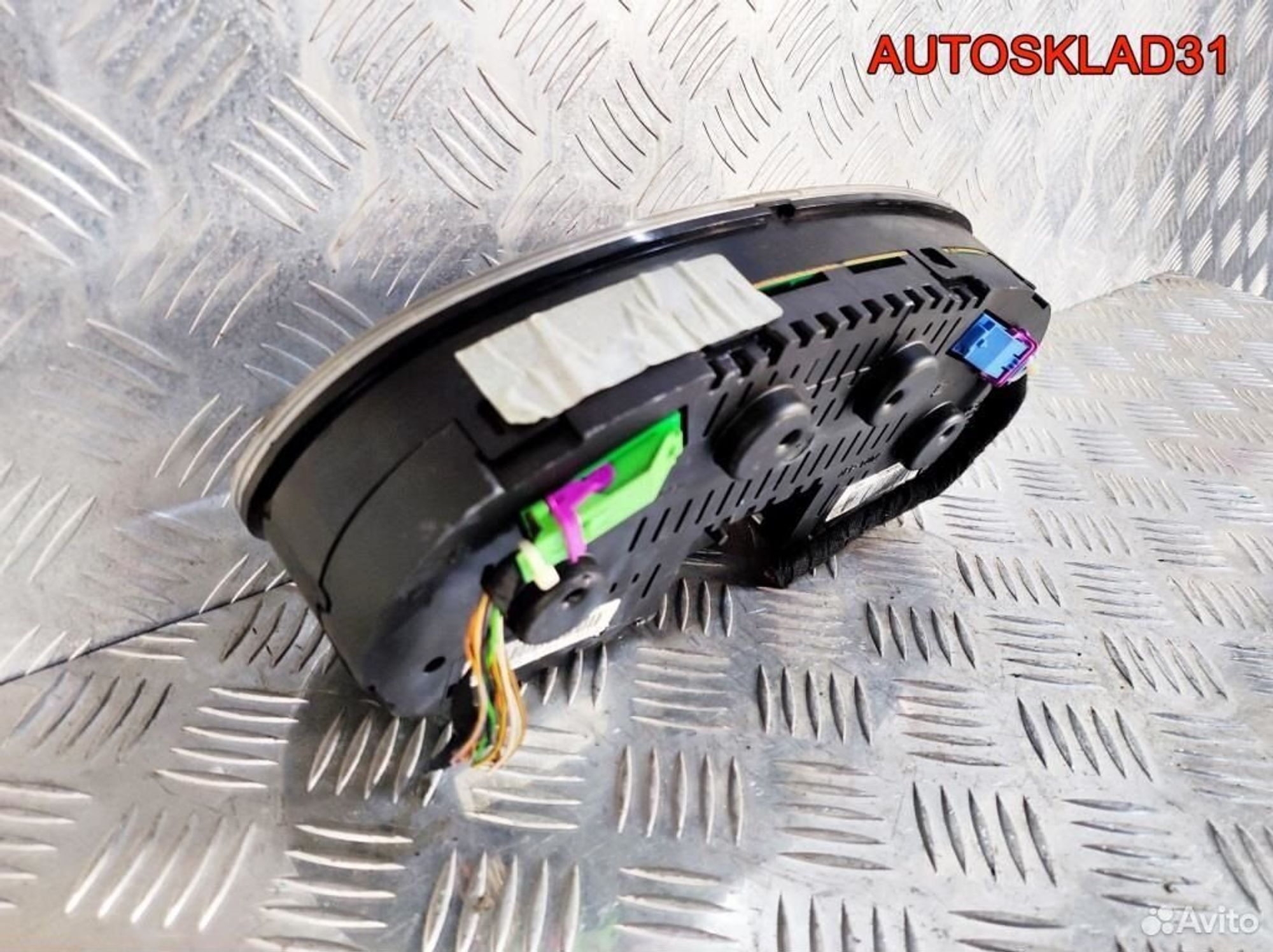 Панель приборов Seat Leon 1M0920802A Бензин, 2600 рублей, Дубовое