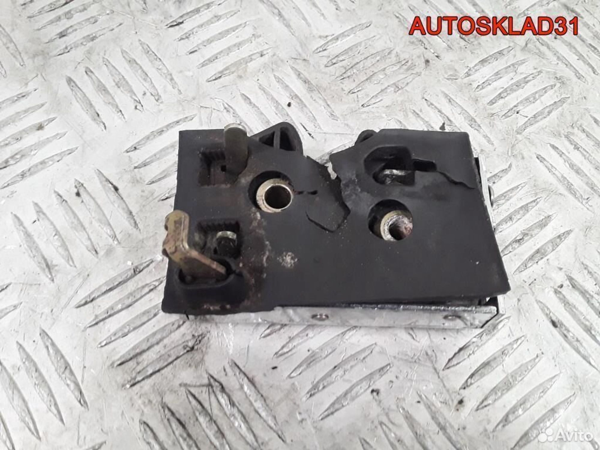 Замок двери задней правой Audi 80 B4 8A0839016A, 1700 рублей, Дубовое