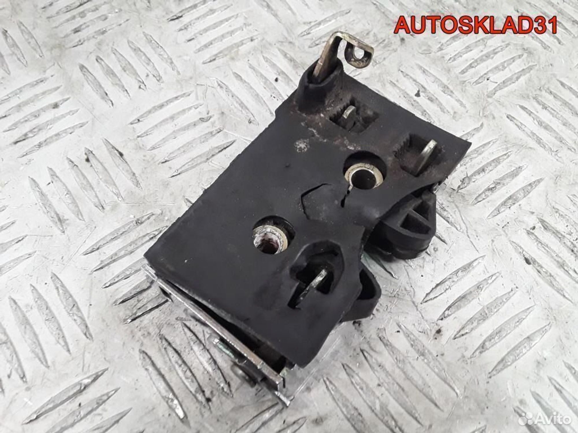 Замок двери задней правой Audi 80 B4 8A0839016A, 1700 рублей, Дубовое