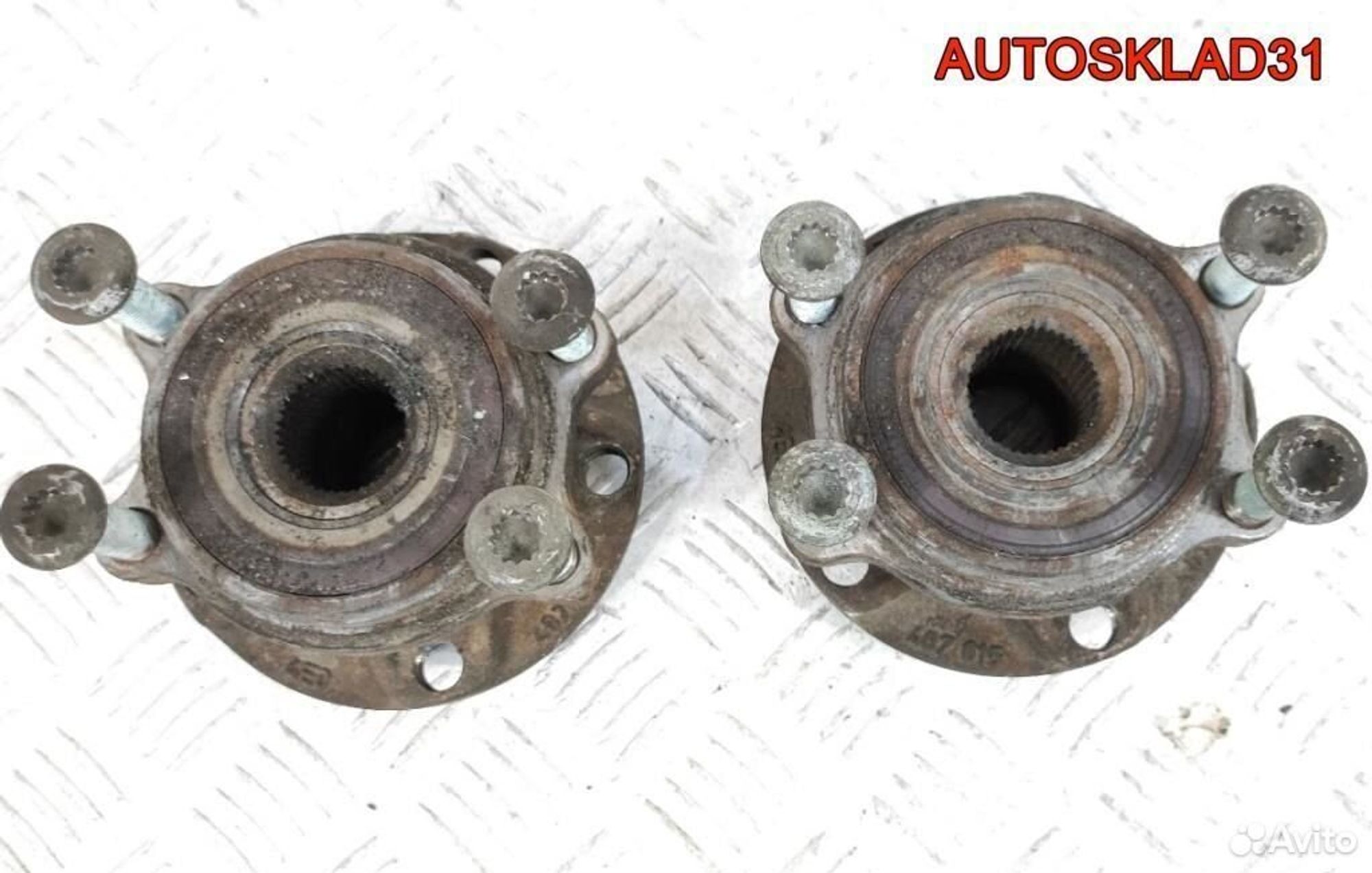 Ступица передняя Audi A8 D3 6.0 W12 BHT 4E0407615, 3200 рублей, Дубовое