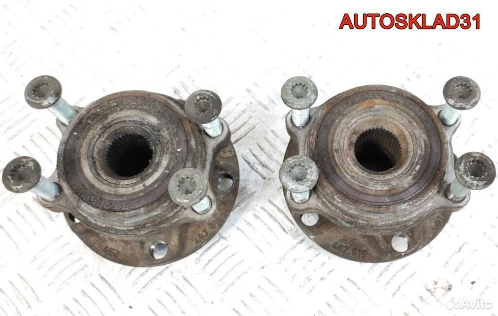 Ступица передняя Audi A8 D3 6.0 W12 BHT 4E0407615, 3200 рублей, Дубовое