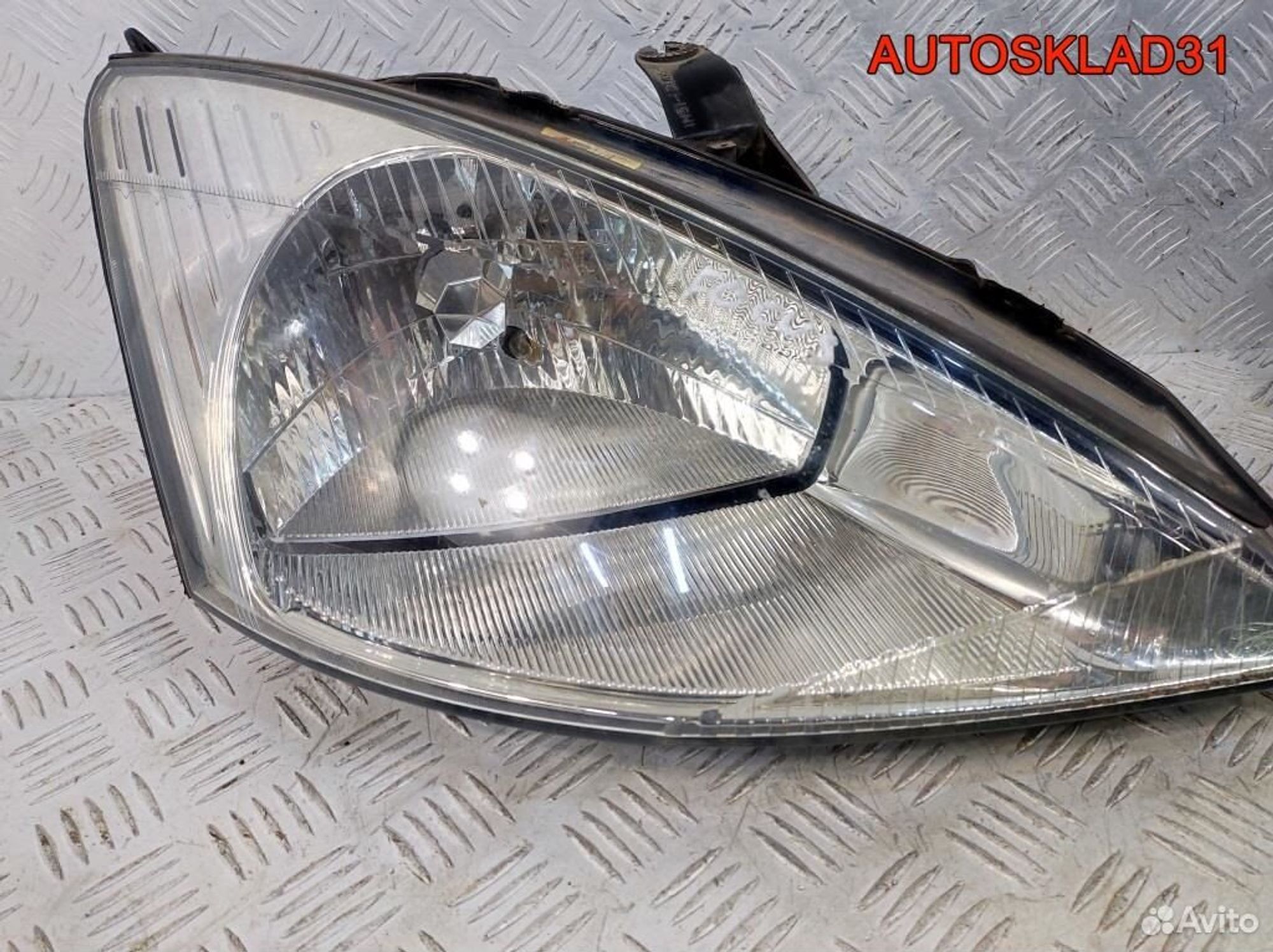 Фара левая правая Ford Focus 1 1M5113005 Дорест, 4900 рублей, Дубовое