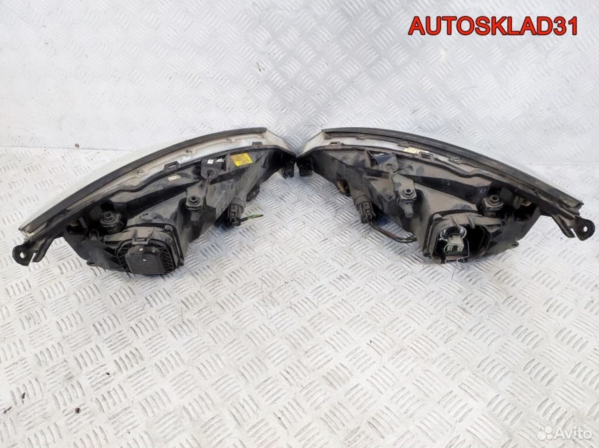 Фара левая правая Ford Focus 1 1M5113005 Дорест, 4900 рублей, Дубовое