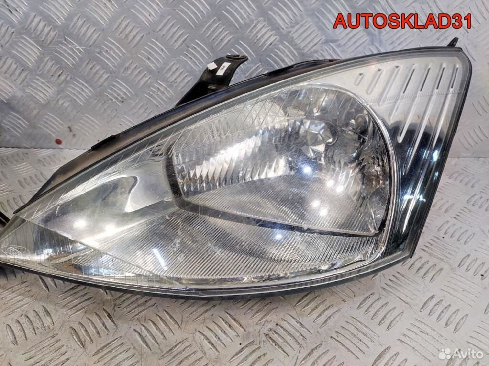 Фара левая правая Ford Focus 1 1M5113005 Дорест, 4900 рублей, Дубовое