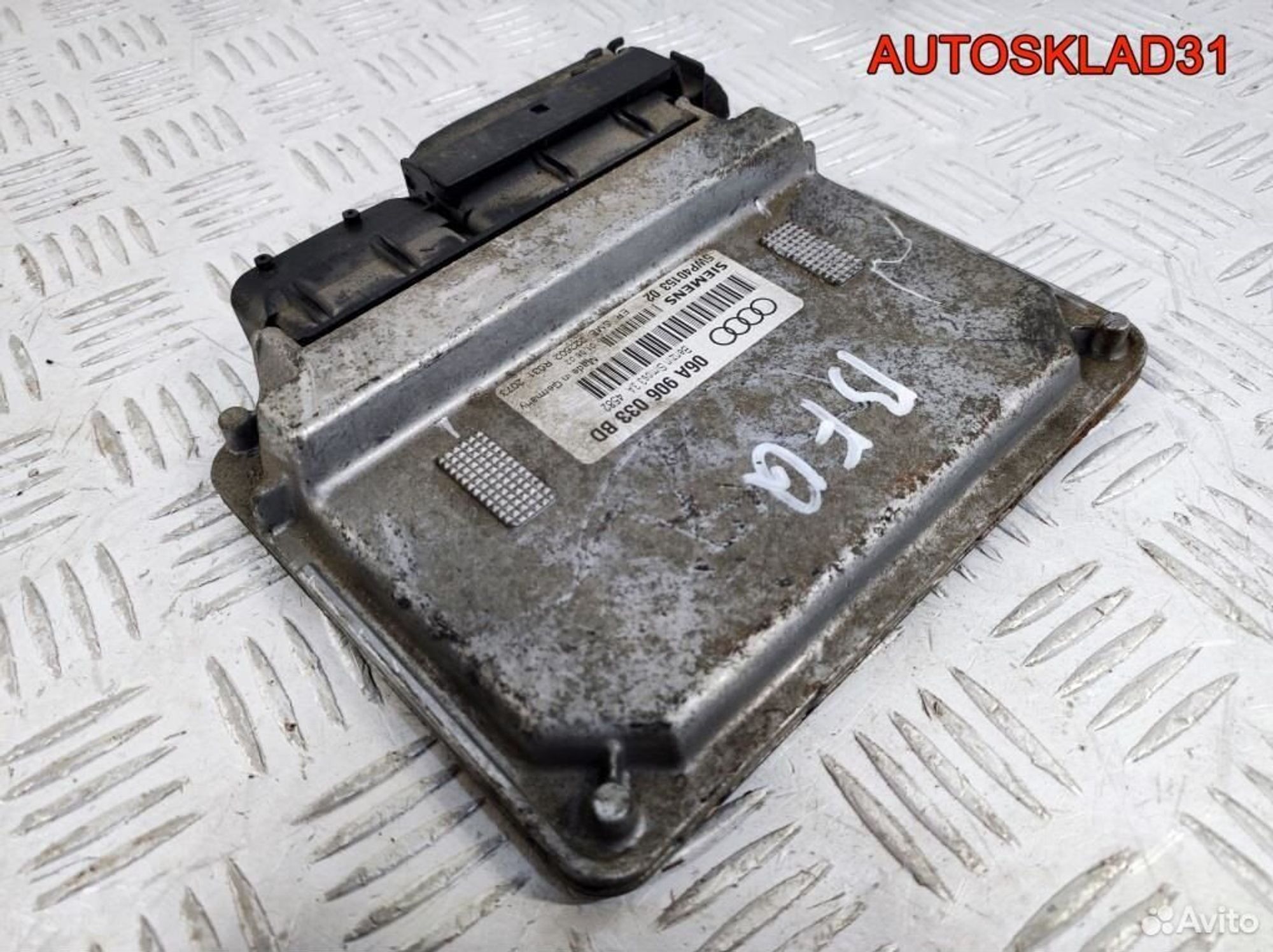 Блок эбу Audi A3 8L1 1.6 BFQ 06A906033BD Бензин, 5900 рублей, Дубовое