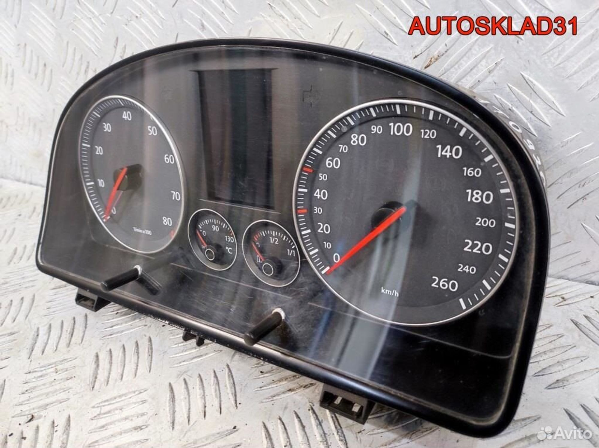 Панель приборов VW Touran 1T0920872B Бензин, 8100 рублей, Дубовое