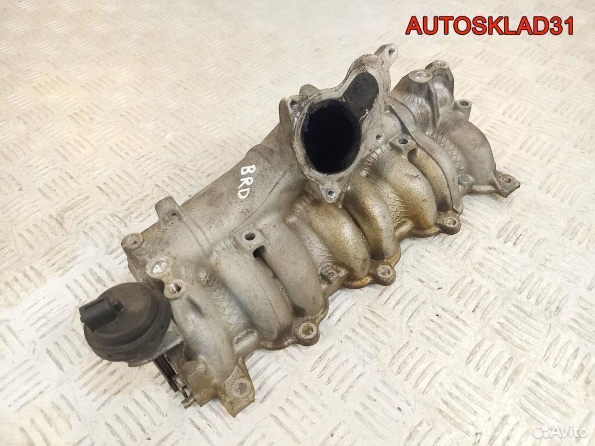 Коллектор впускной Audi A4 B7 2,0 BRD 03G129713H, 2100 рублей, Дубовое
