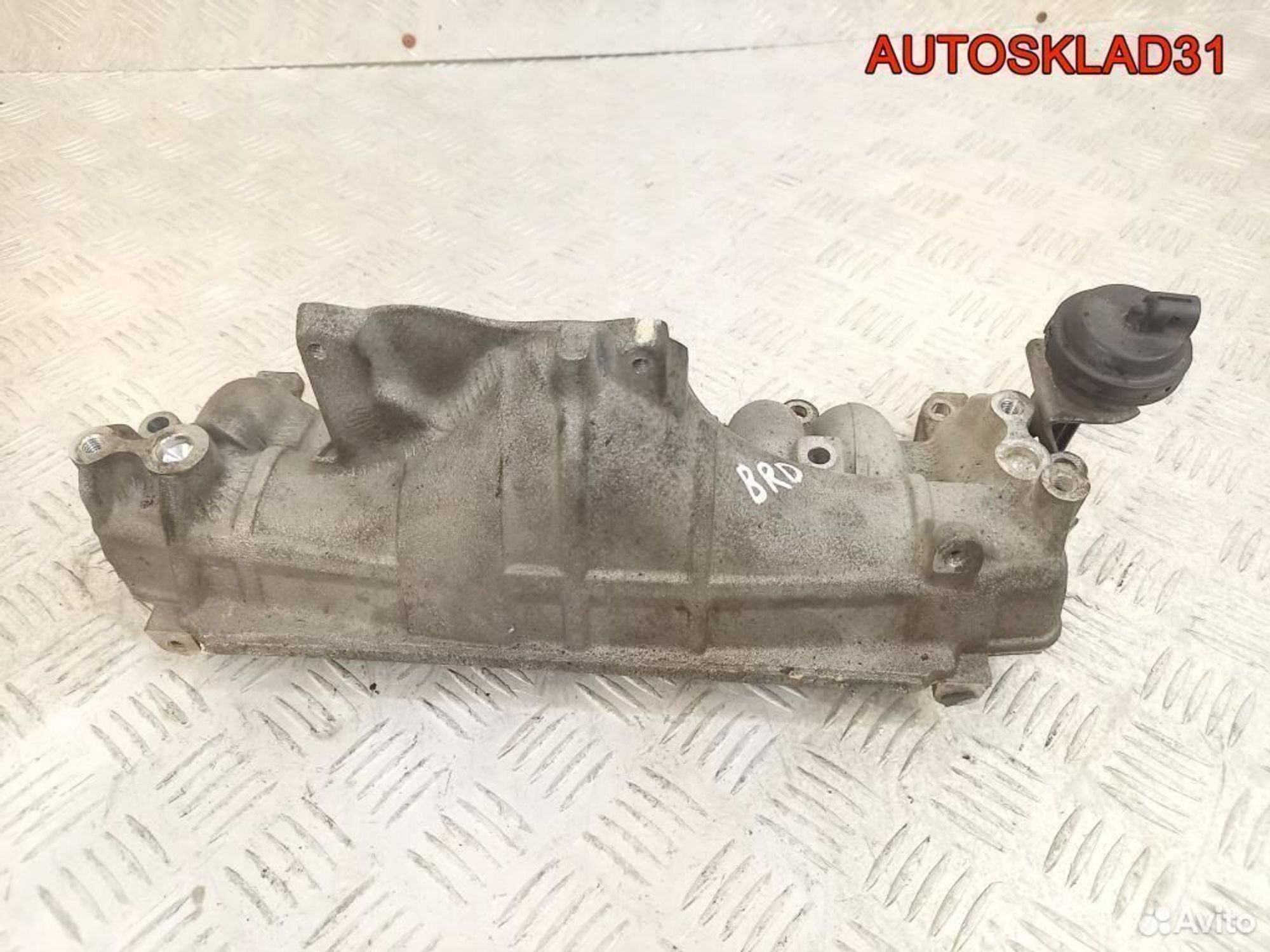 Коллектор впускной Audi A4 B7 2,0 BRD 03G129713H, 2100 рублей, Дубовое
