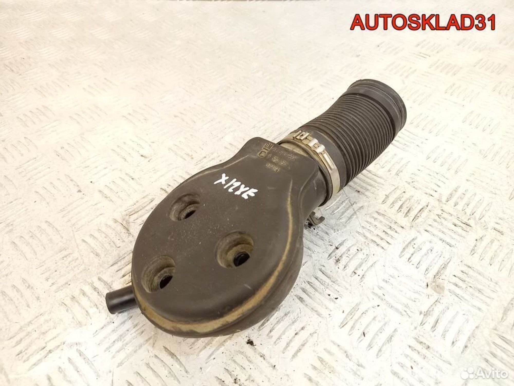 Гофра воздуховода Opel Corsa C X12XE 90570230, 1100 рублей, Дубовое