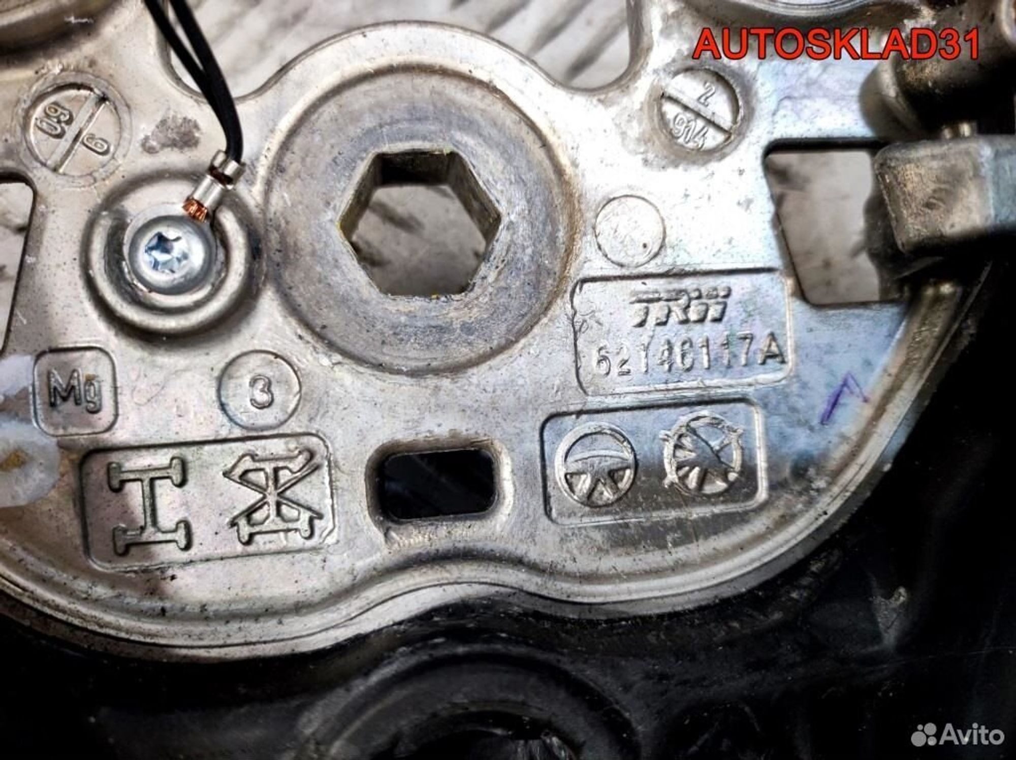 Рулевое колесо кожа Ford Fiesta 8A613600EF38C5, 3600 рублей, Дубовое