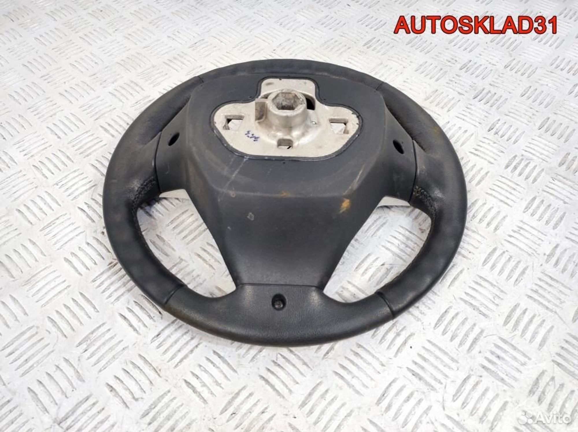 Рулевое колесо кожа Ford Fiesta 8A613600EF38C5, 3600 рублей, Дубовое