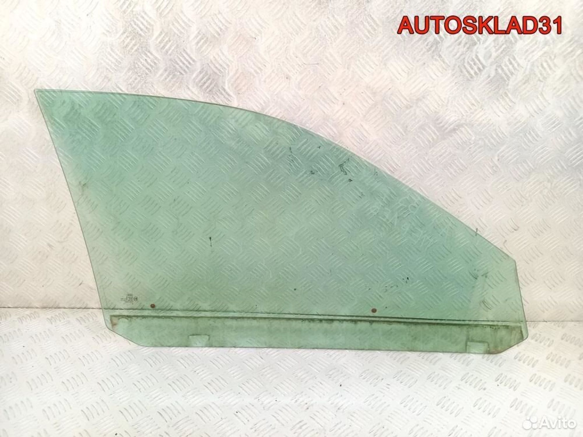 Стекло двери передней левой Audi A4 B5 8D0845201, 1400 рублей, Дубовое