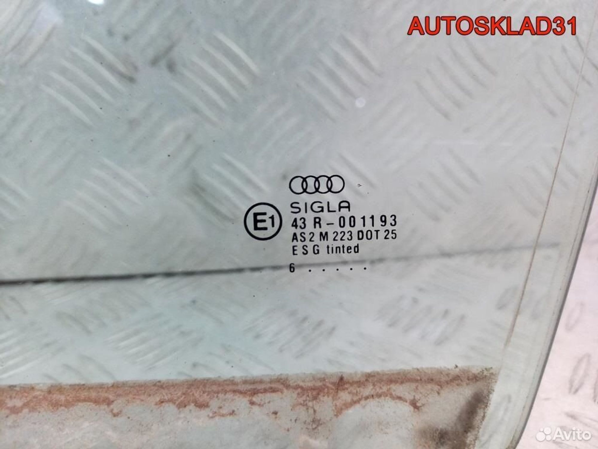 Стекло двери передней левой Audi A4 B5 8D0845201, 1400 рублей, Дубовое