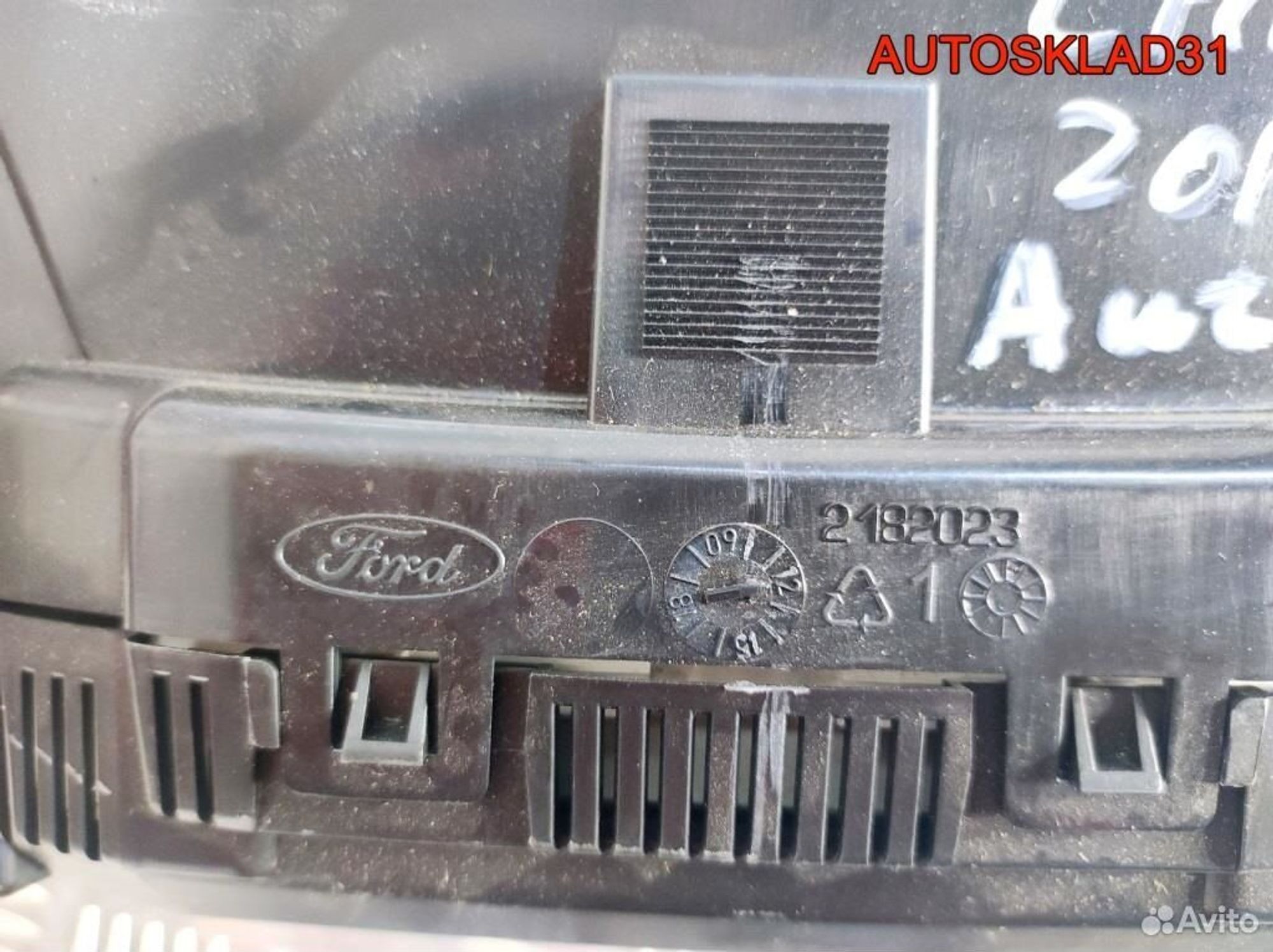 Панель приборов Ford C-Max 2 BM5T10849BCD Дизель, 5200 рублей, Дубовое