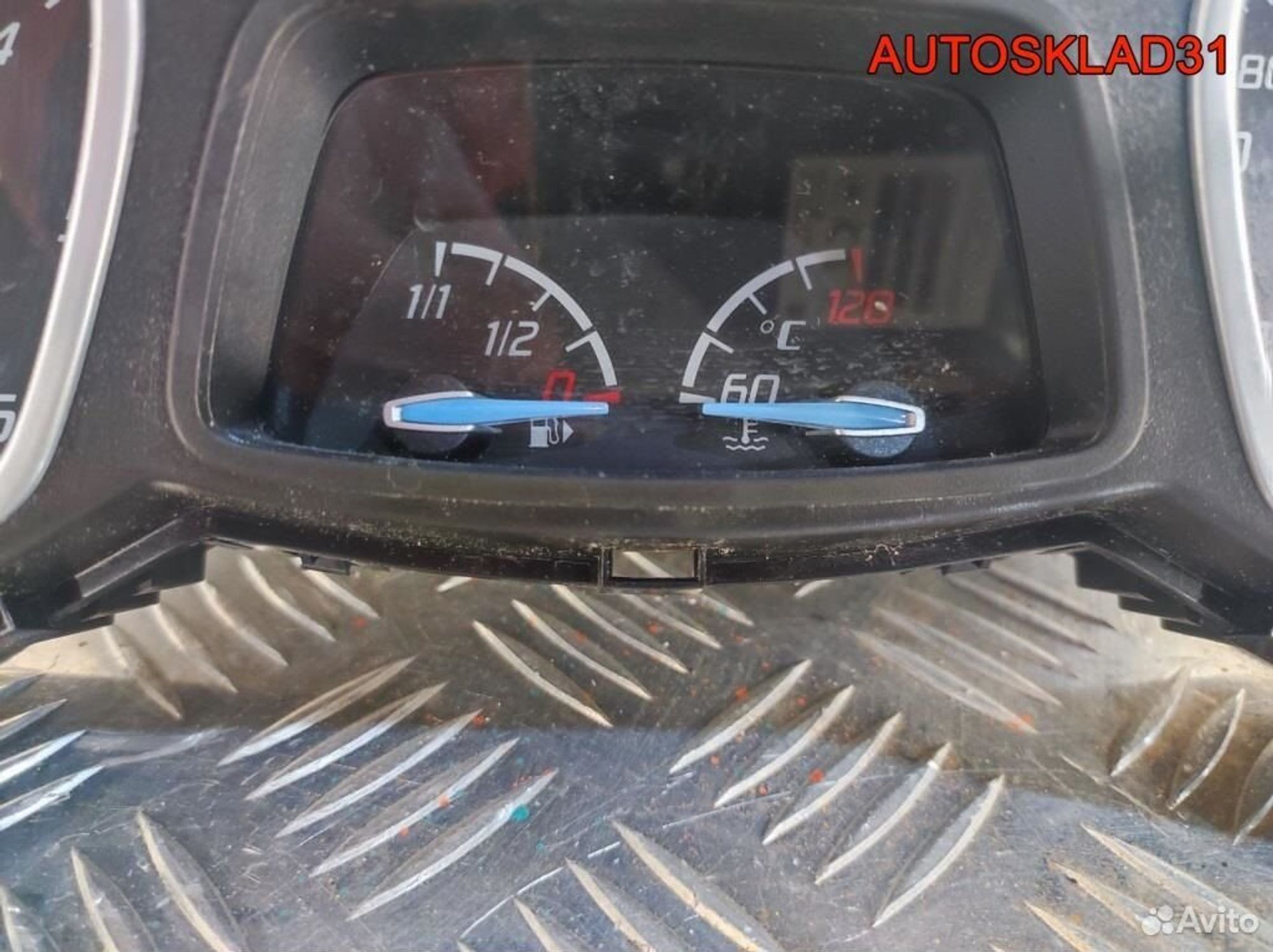 Панель приборов Ford C-Max 2 BM5T10849BCD Дизель, 5200 рублей, Дубовое