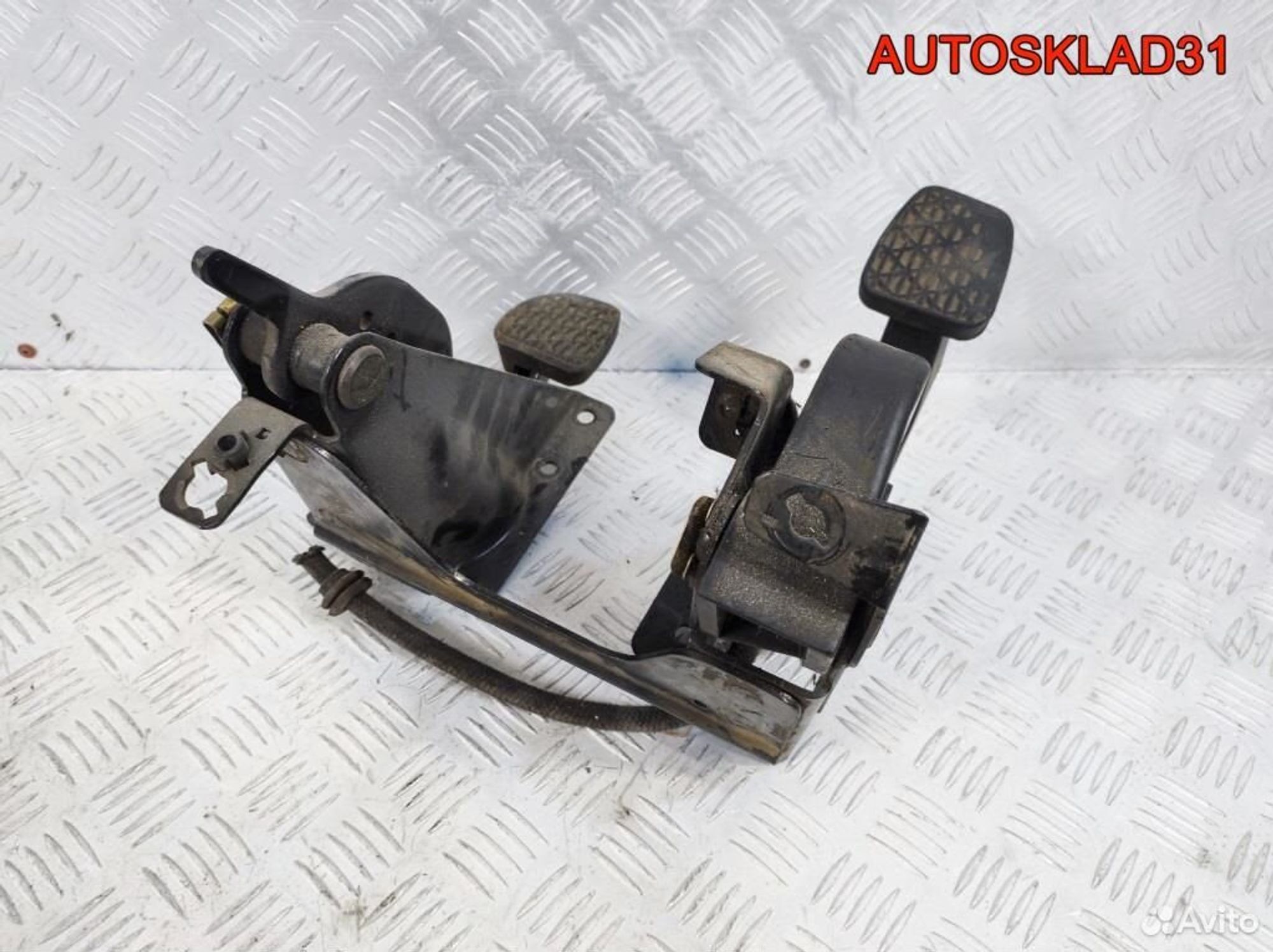 Блок педалей МКПП Mercedes Vito 638 A6382900416, 3300 рублей, Дубовое