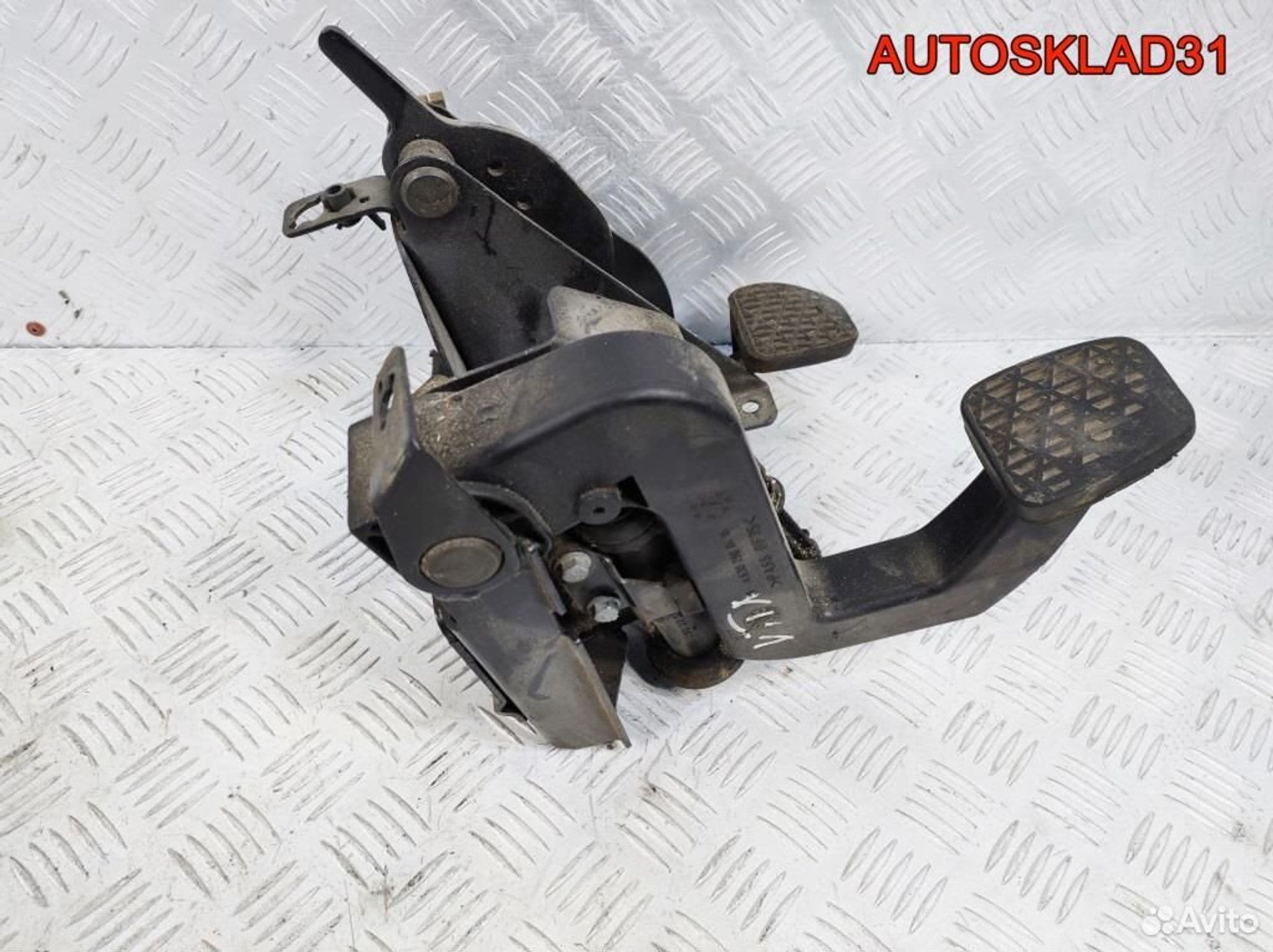 Блок педалей МКПП Mercedes Vito 638 A6382900416, 3300 рублей, Дубовое