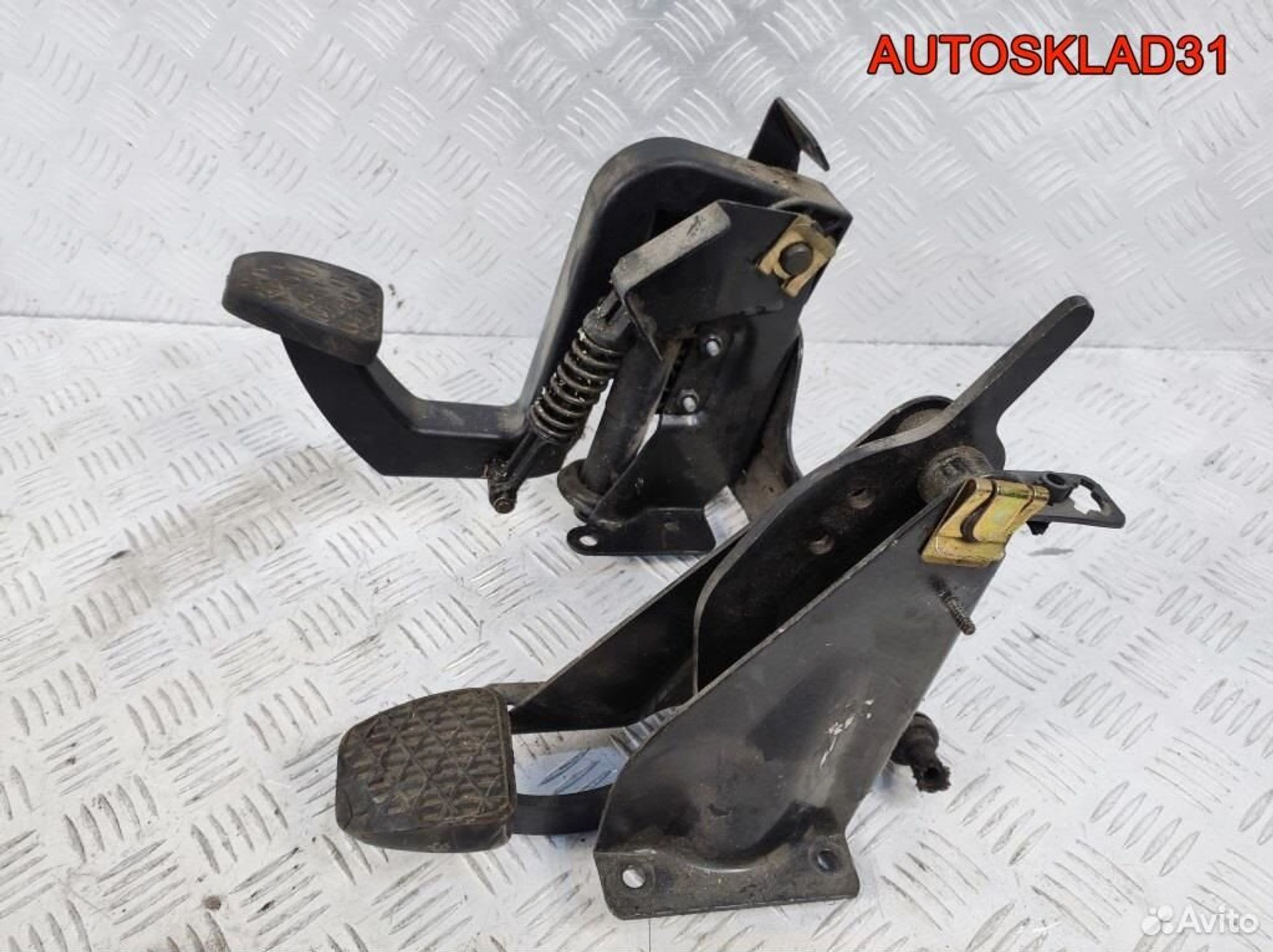 Блок педалей МКПП Mercedes Vito 638 A6382900416, 3300 рублей, Дубовое