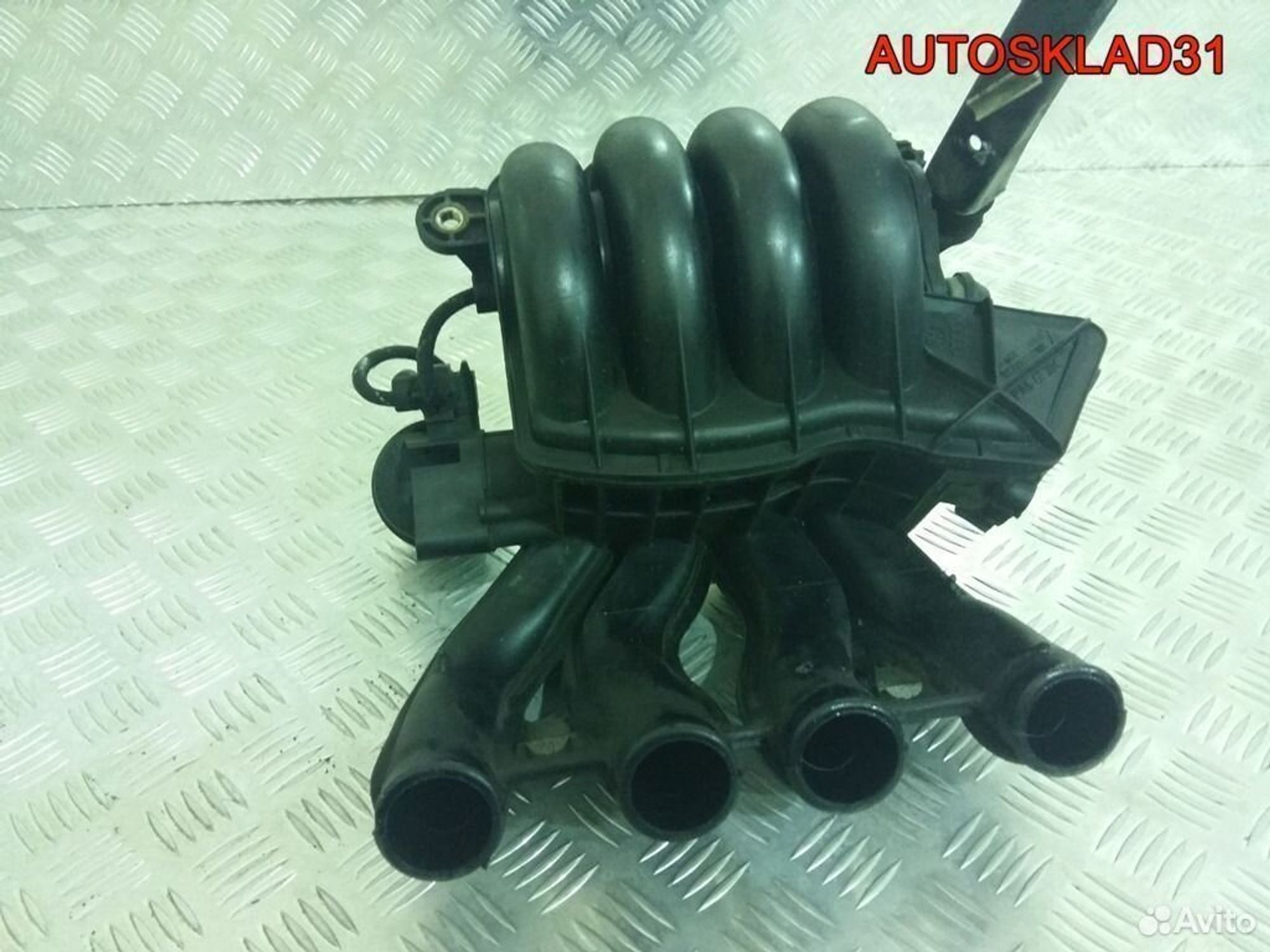 Коллектор впускной VW Passat B5+ 06B133210AS, 2200 рублей, Дубовое