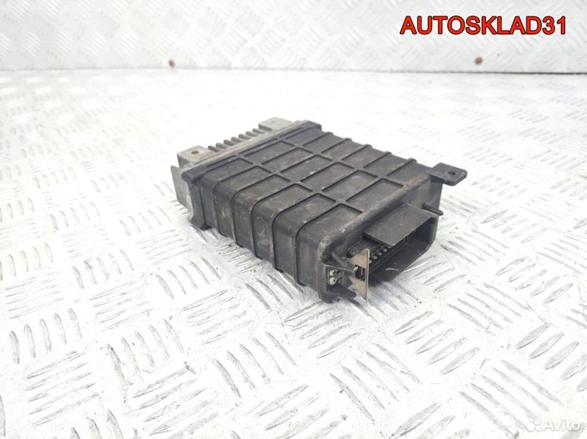 Блок эбу Vоlkswagеn Golf 2 052905367 Бензин, 1000 рублей, Дубовое