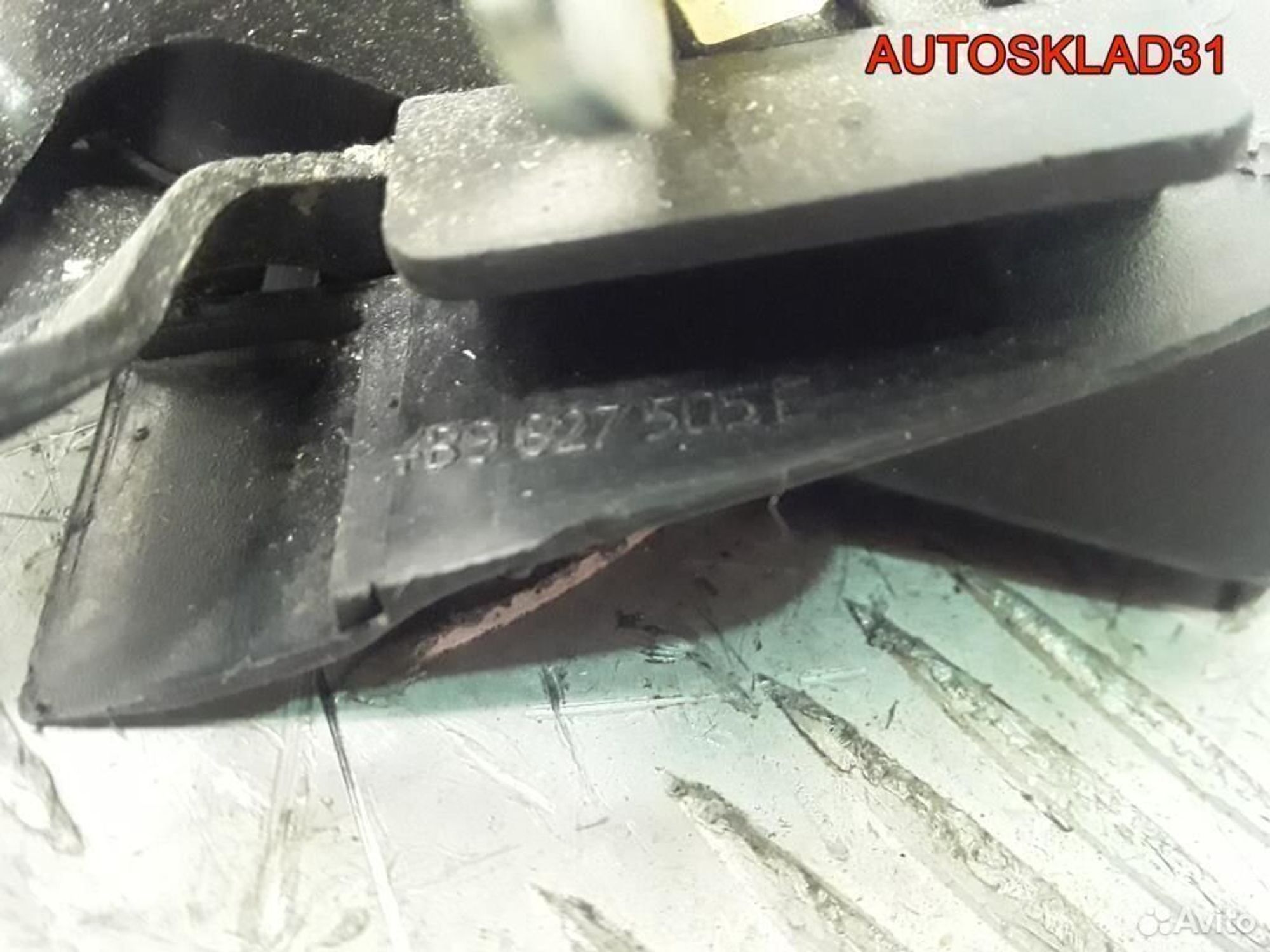 Замок багажника Audi A6 C5 4B9827505E Универсал, 2100 рублей, Дубовое