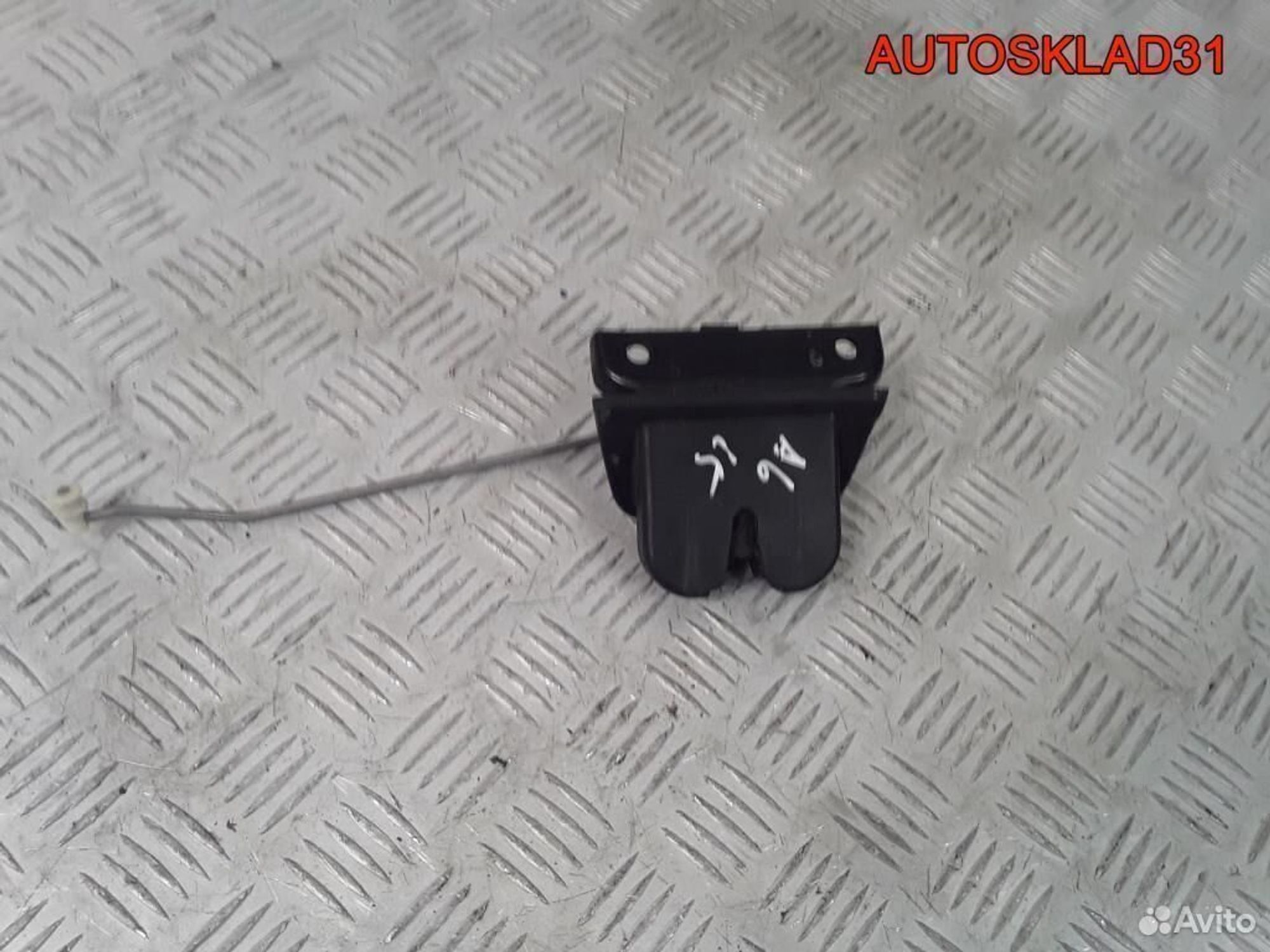 Замок багажника Audi A6 C5 4B9827505E Универсал, 2100 рублей, Дубовое