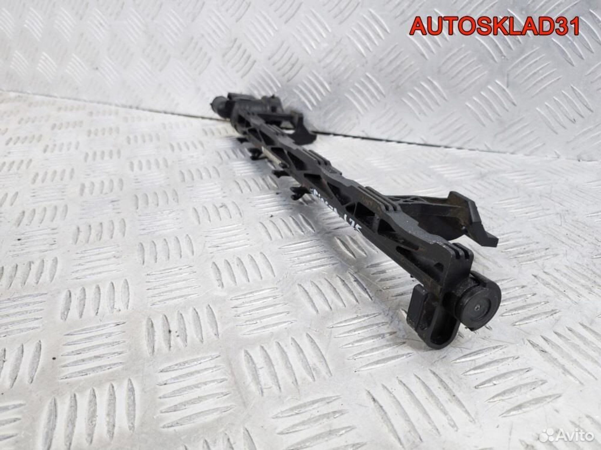 Рейка топливная Ford Fiesta 1,25 fuja 8A609H487AA, 1700 рублей, Дубовое