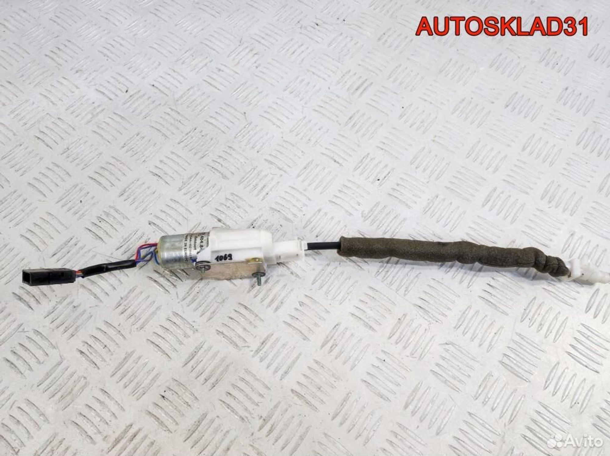 Механизм регулировки ремня безопасности Audi A8 D3, 900 рублей, Дубовое