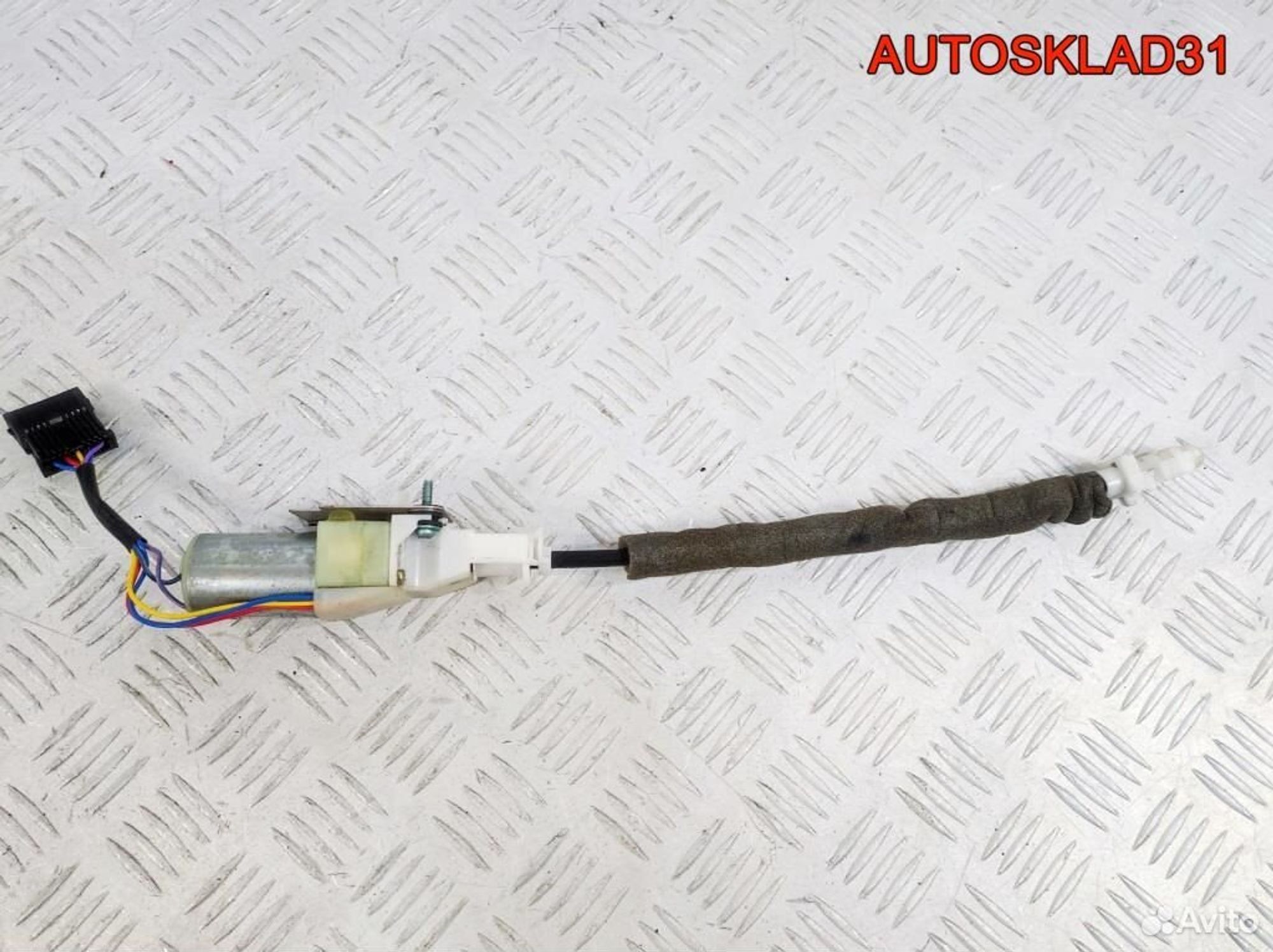 Механизм регулировки ремня безопасности Audi A8 D3, 900 рублей, Дубовое