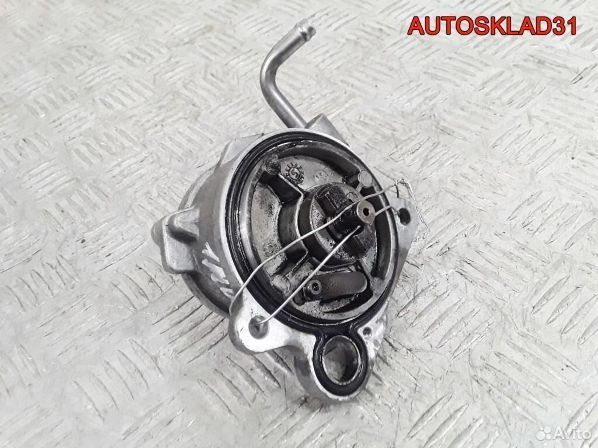 Насос вакуумный Toyota Corolla E12 293000N010, 3200 рублей, Дубовое