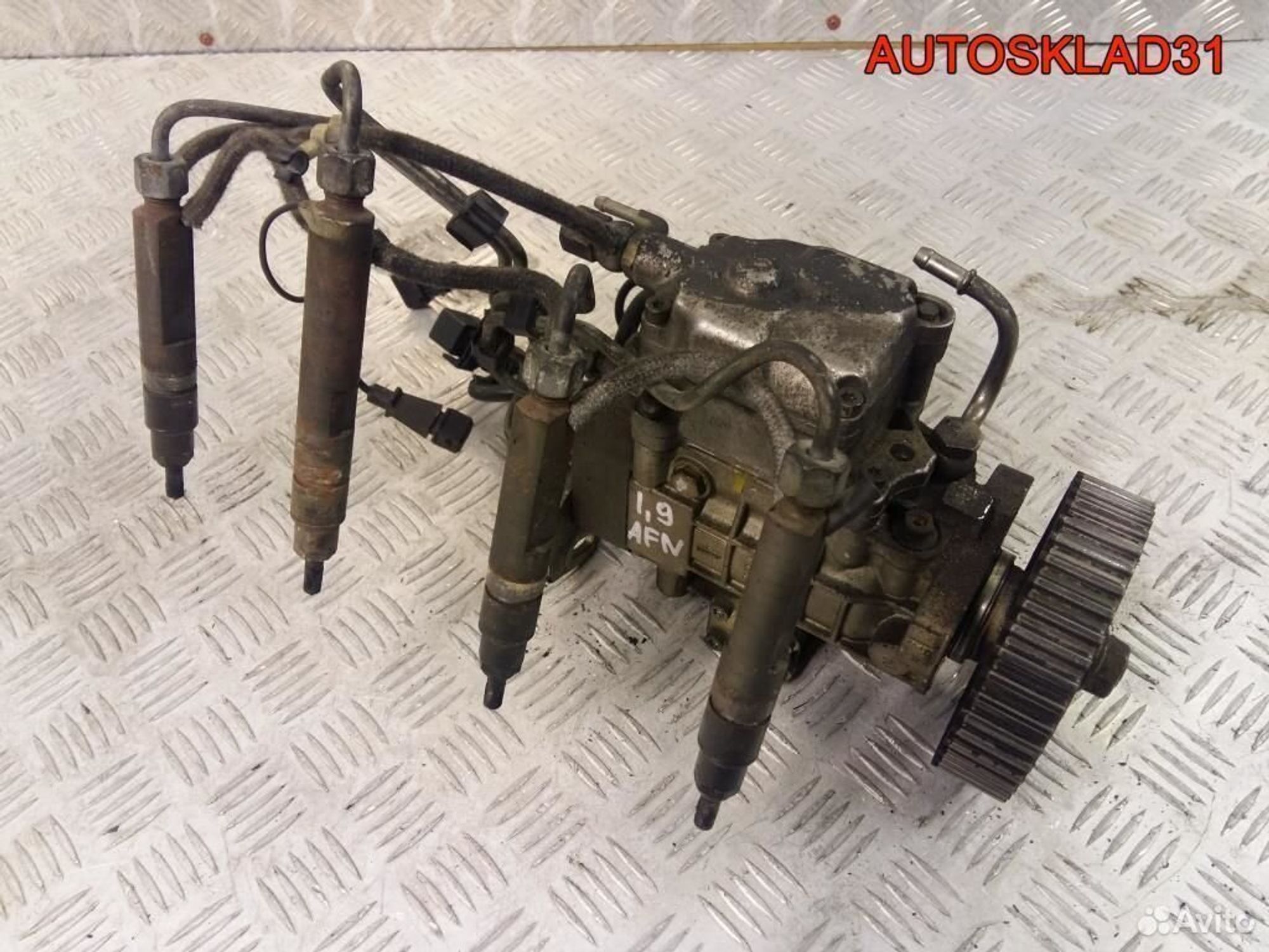 Форсунка топливная VW Passat B5 1,9 AFN 028130201T, 2000 рублей, Дубовое