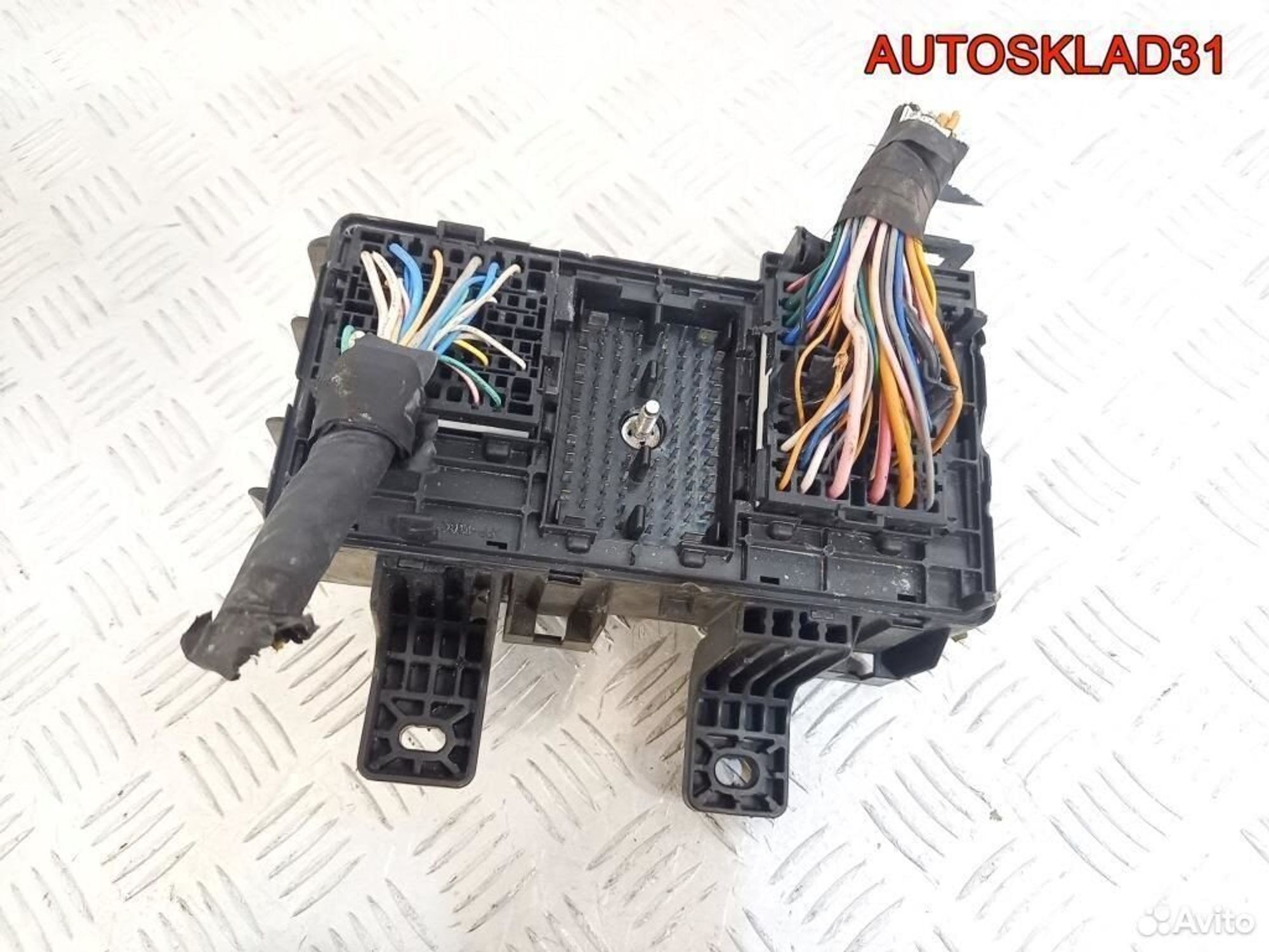 Блок предохранителей Hyundai Sonata 5 919503K540, 2900 рублей, Дубовое