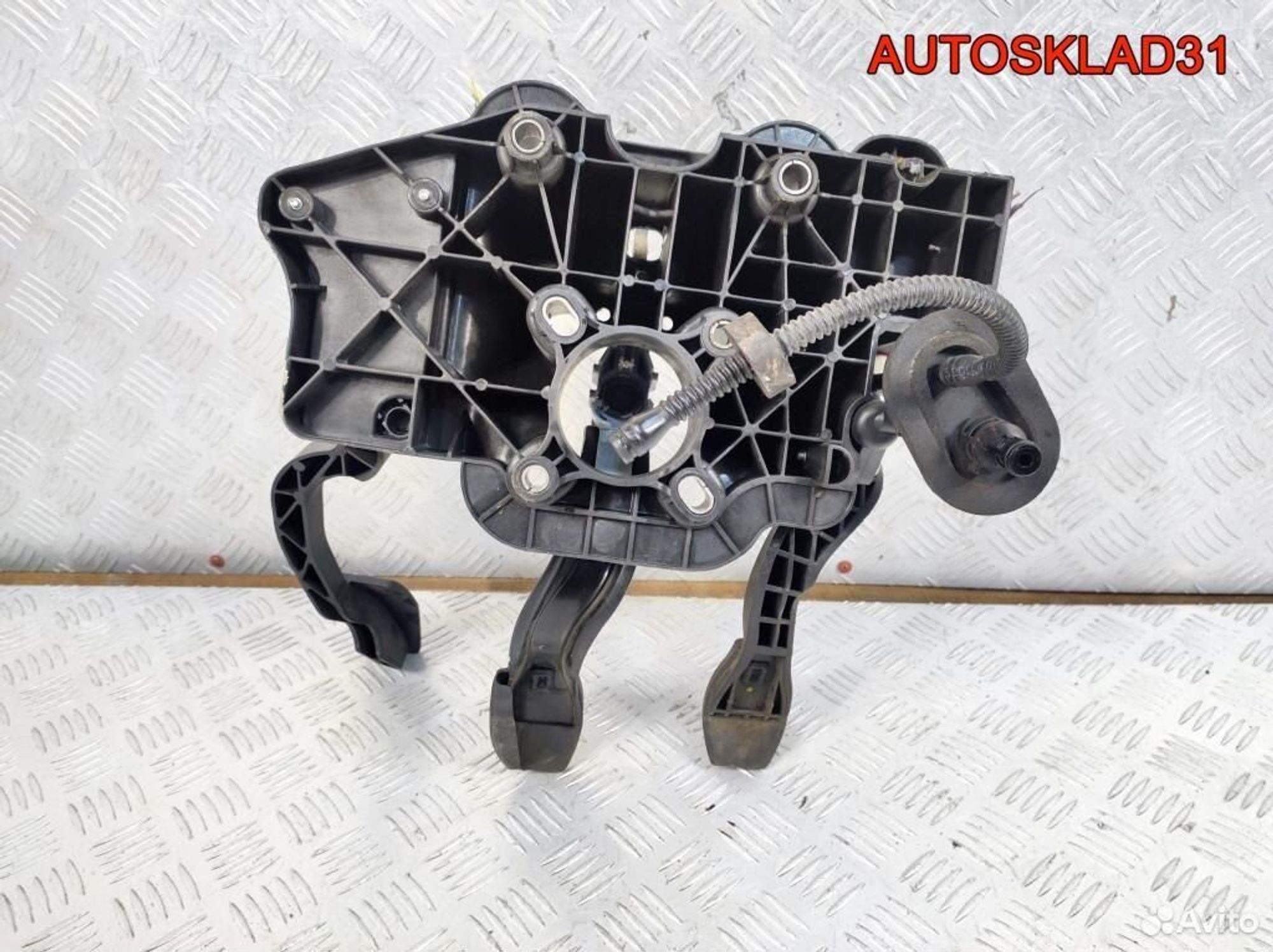 Блок педалей МКПП Opel Corsa D 55703354, 4900 рублей, Дубовое