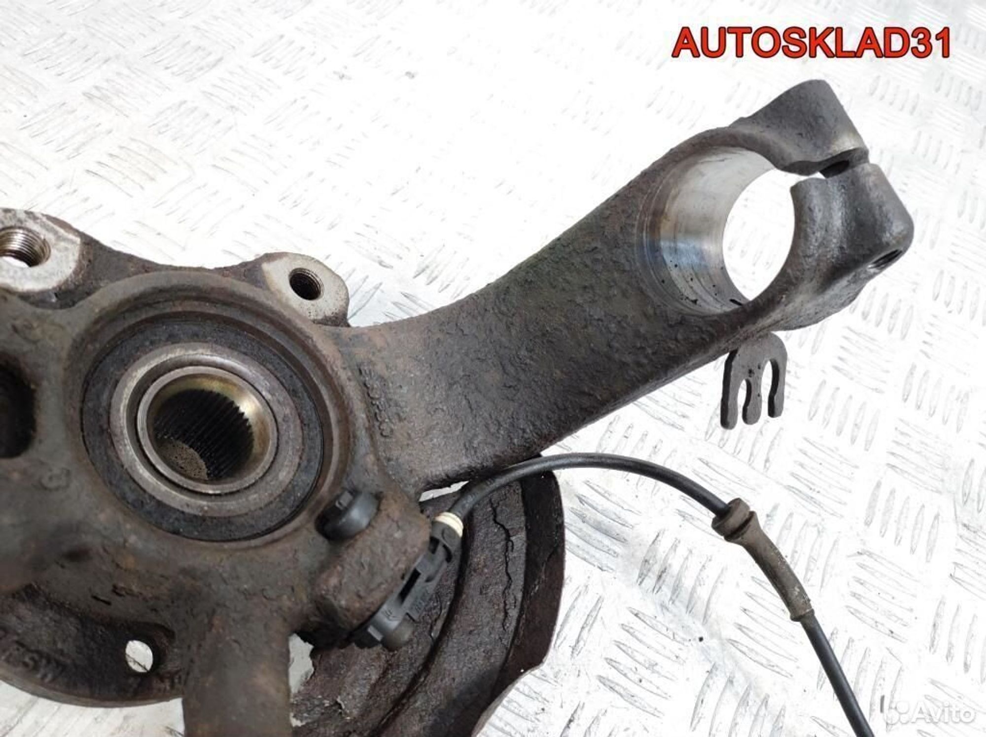 Кулак поворотный передний правый VW Sharan, 3600 рублей, Дубовое