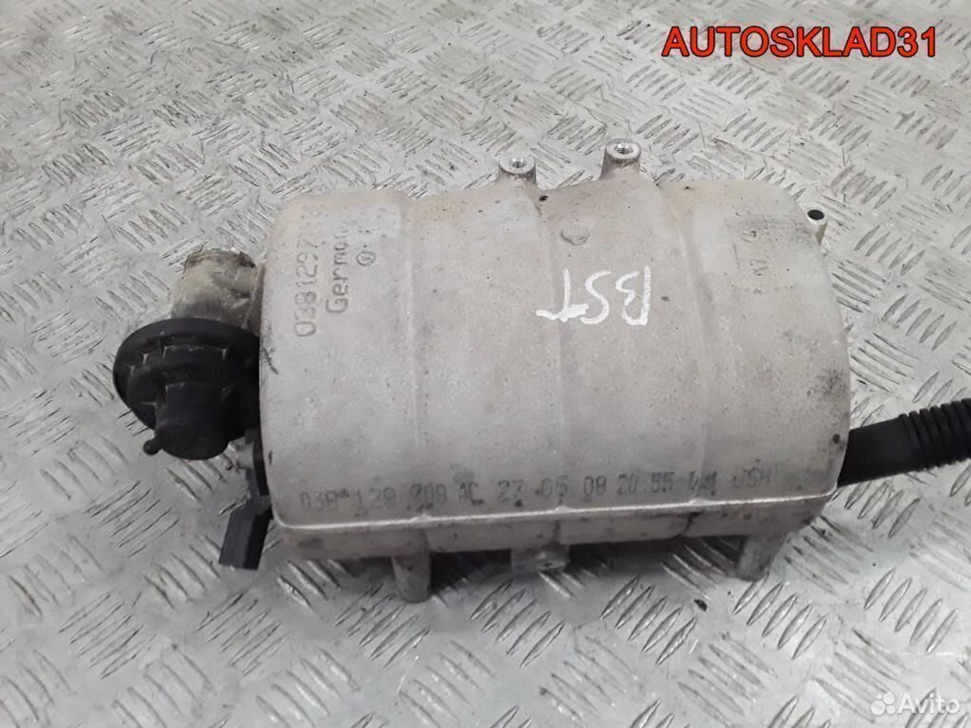 Коллектор впускной Volkswagen Caddy 3 038129713BE, 1200 рублей, Дубовое