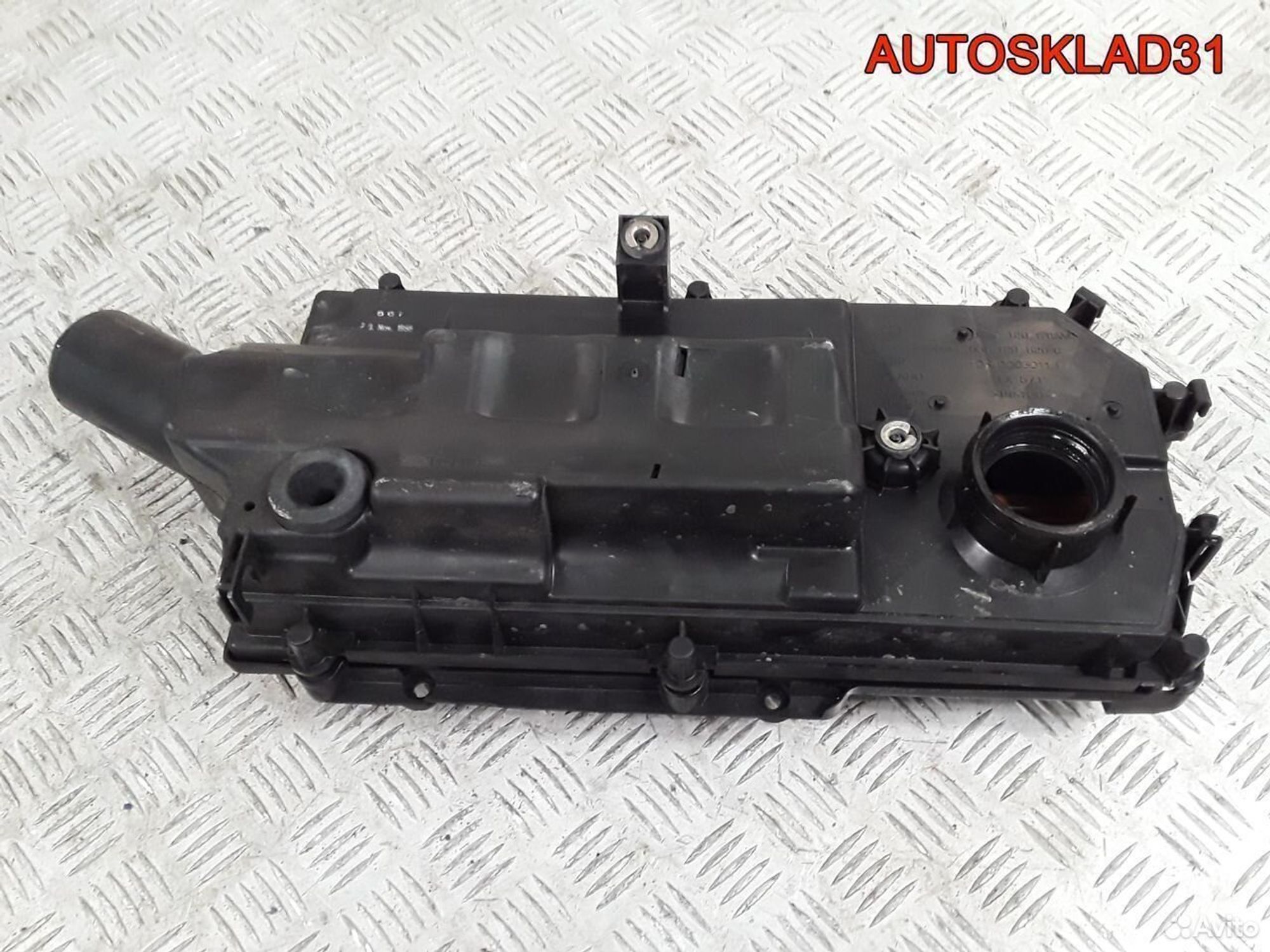 Корпус воздушного фильтра VW Golf 4 036129611AM, 1800 рублей, Дубовое