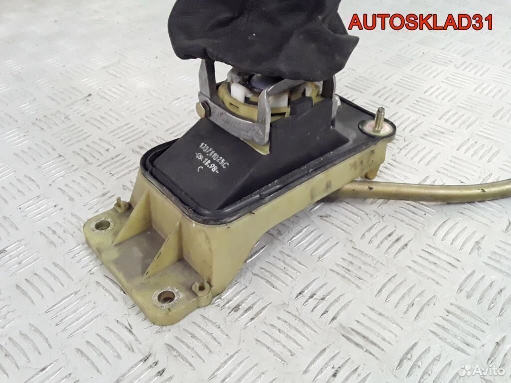 Кулиса МКПП Volkswagen Golf 4 1J0711025C, 2000 рублей, Дубовое