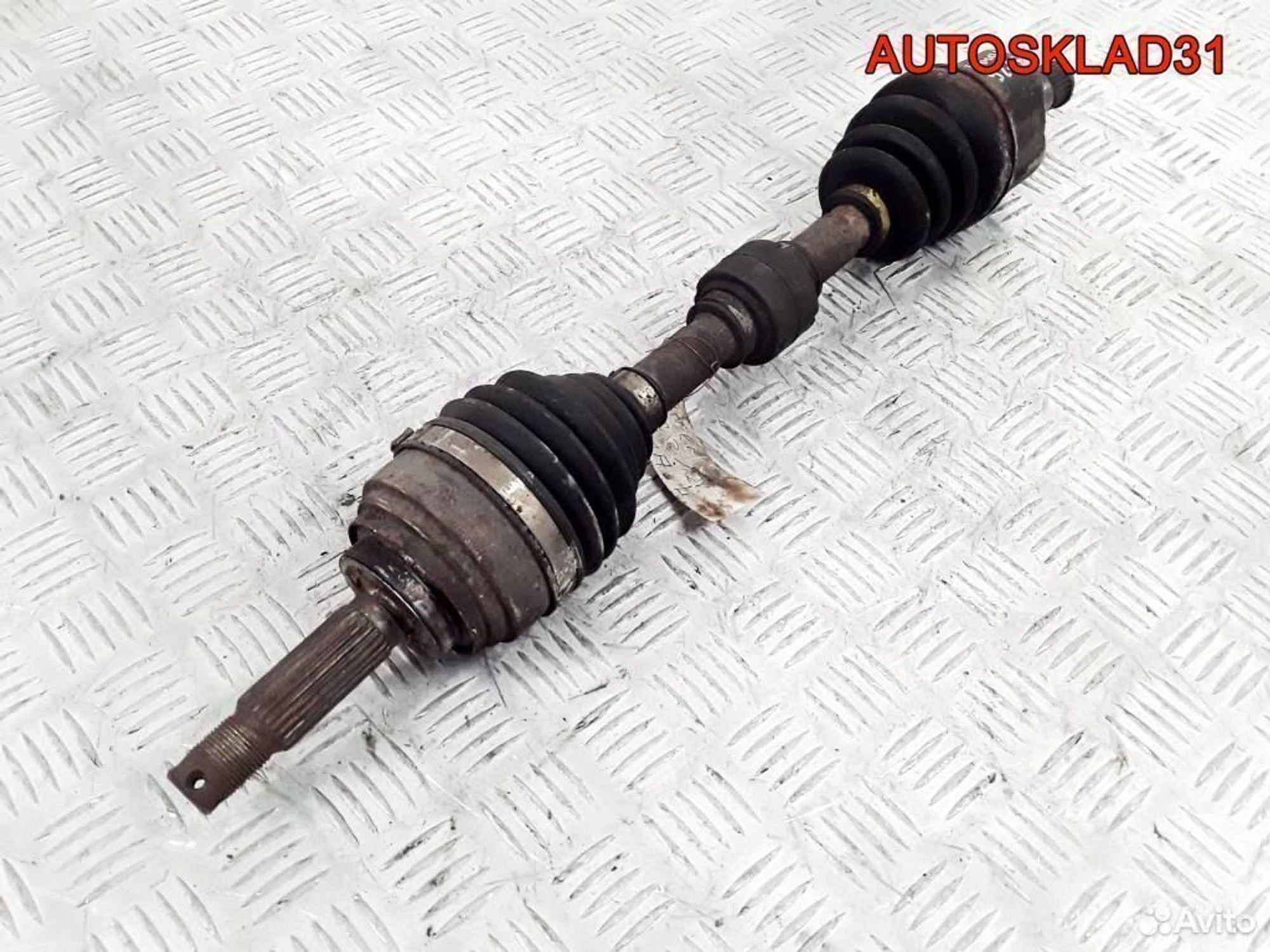 Привод передний левый Mitsubishi Lancer CB, 1800 рублей, Дубовое