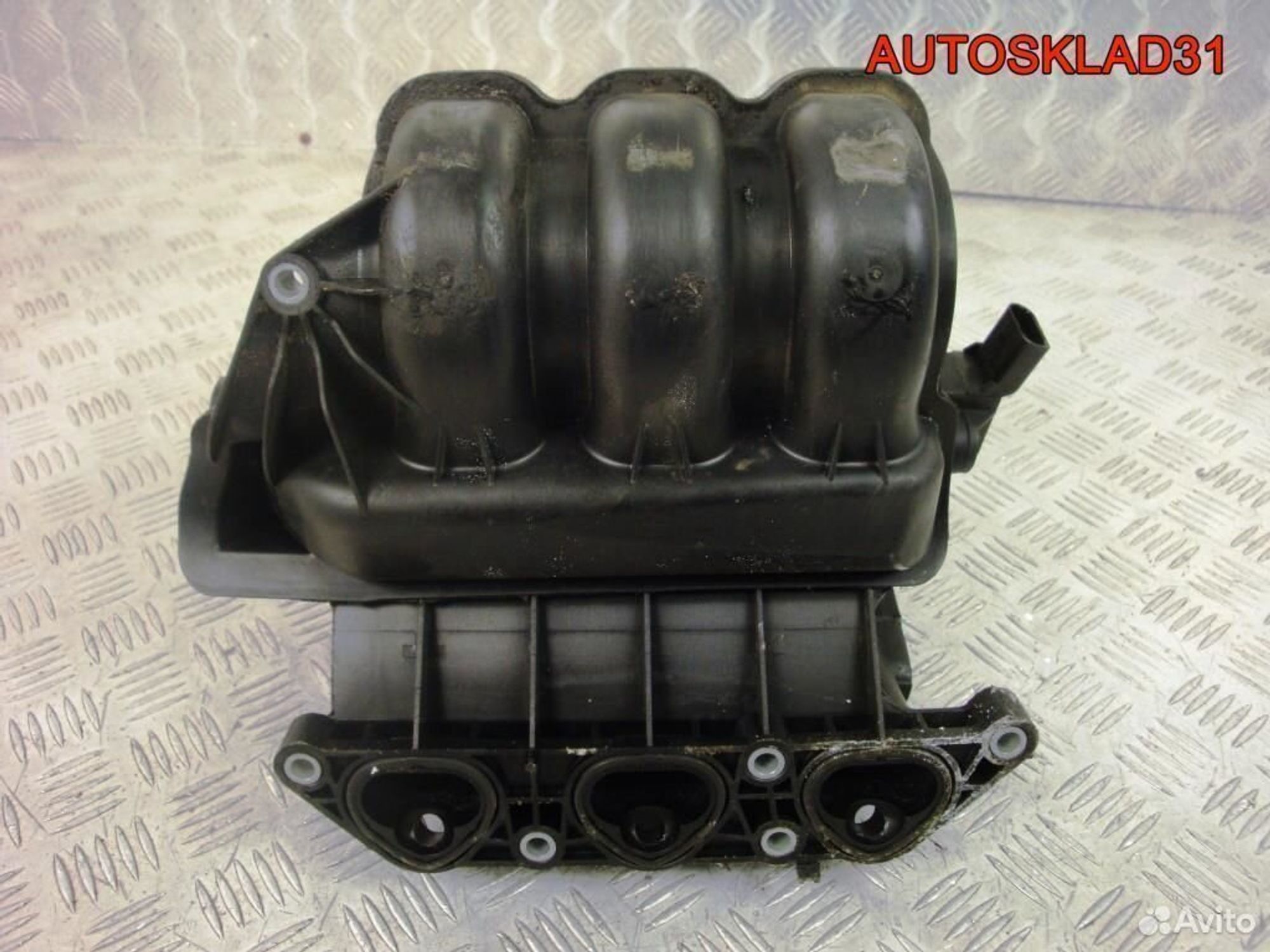 Впускной коллектор Skoda Fabia 03E129711C, 2500 рублей, Дубовое